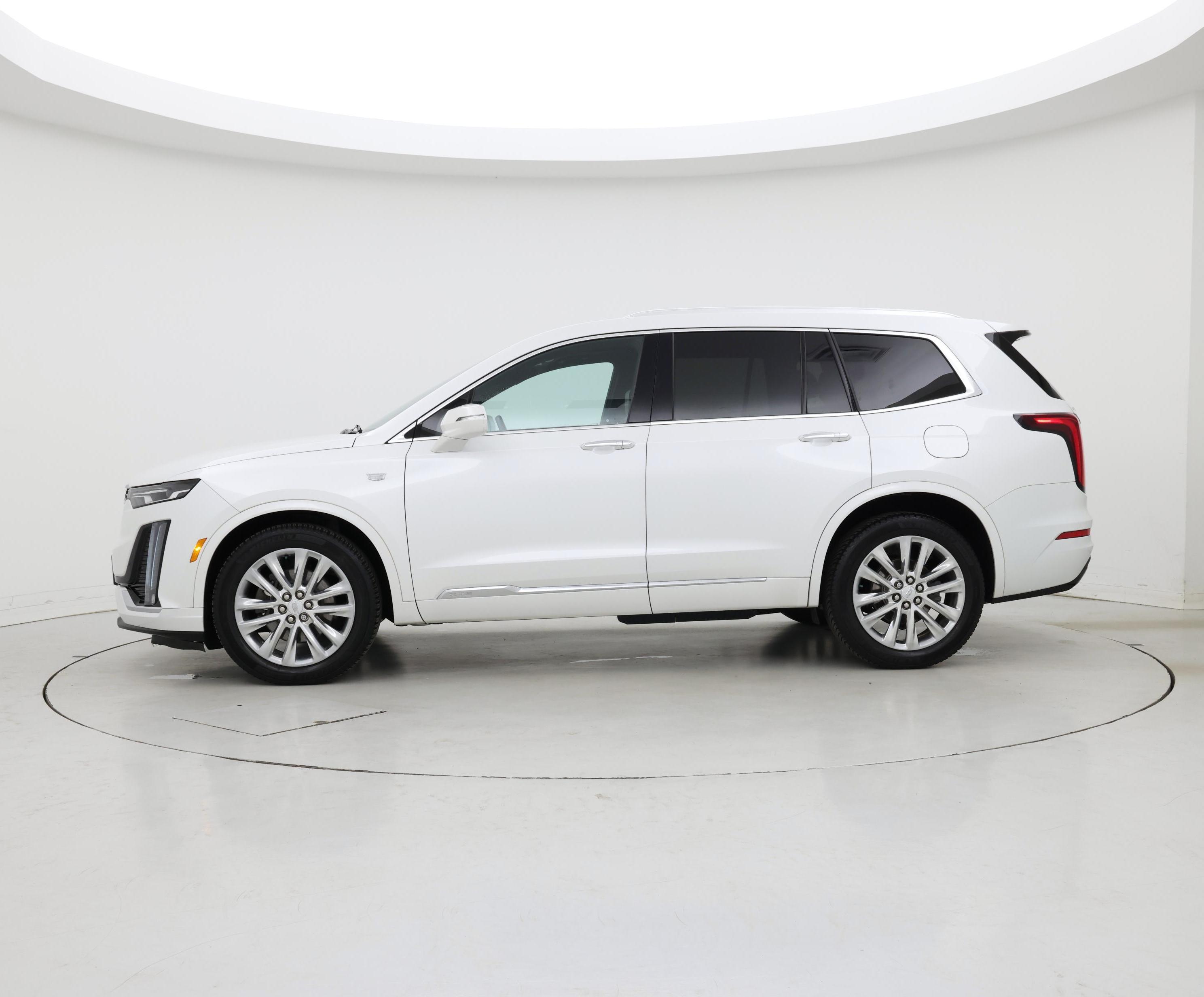 Thumbnail: 2020 Cadillac XT6 - 3