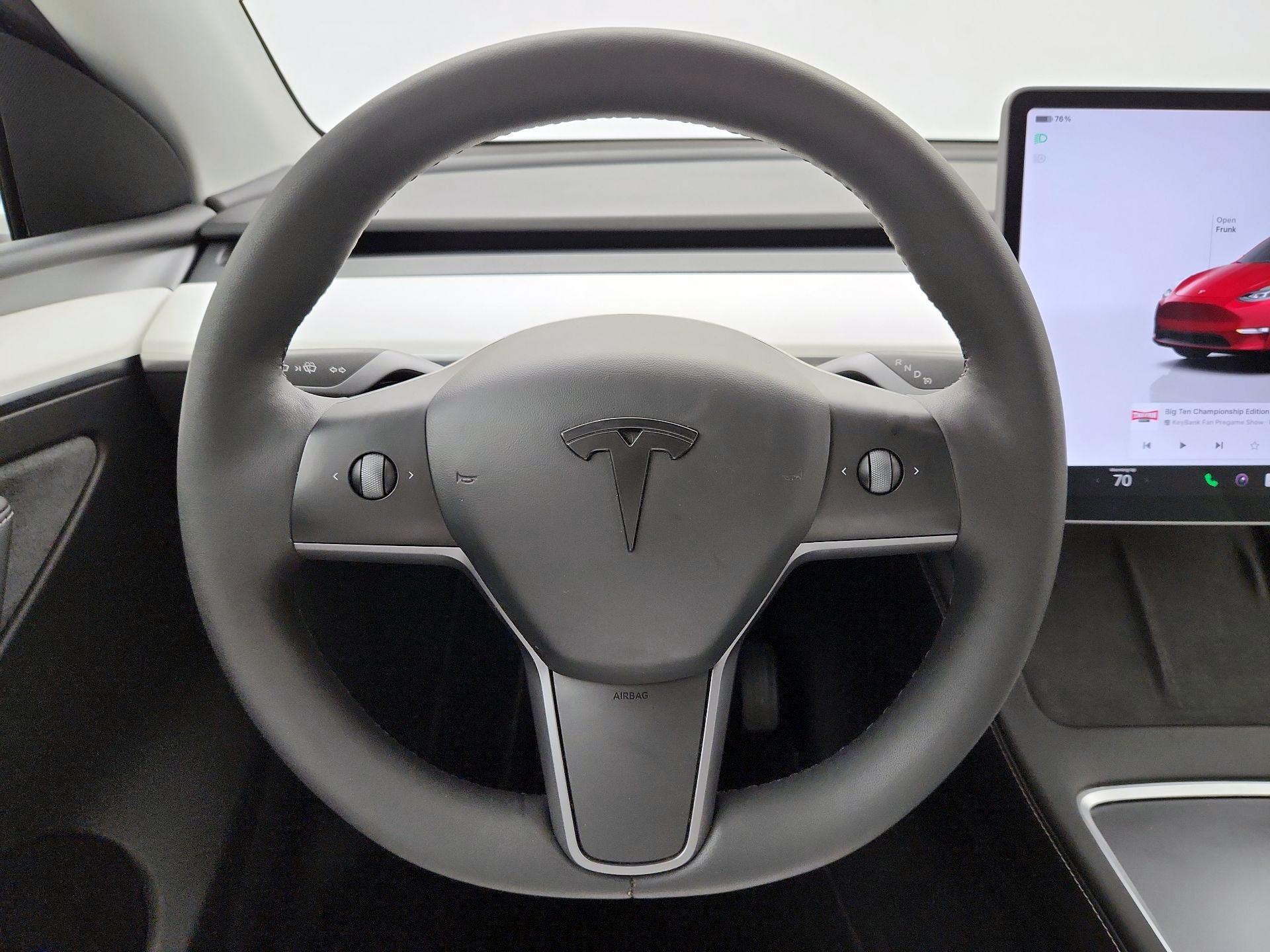 Thumbnail: 2023 Tesla Model Y - 10