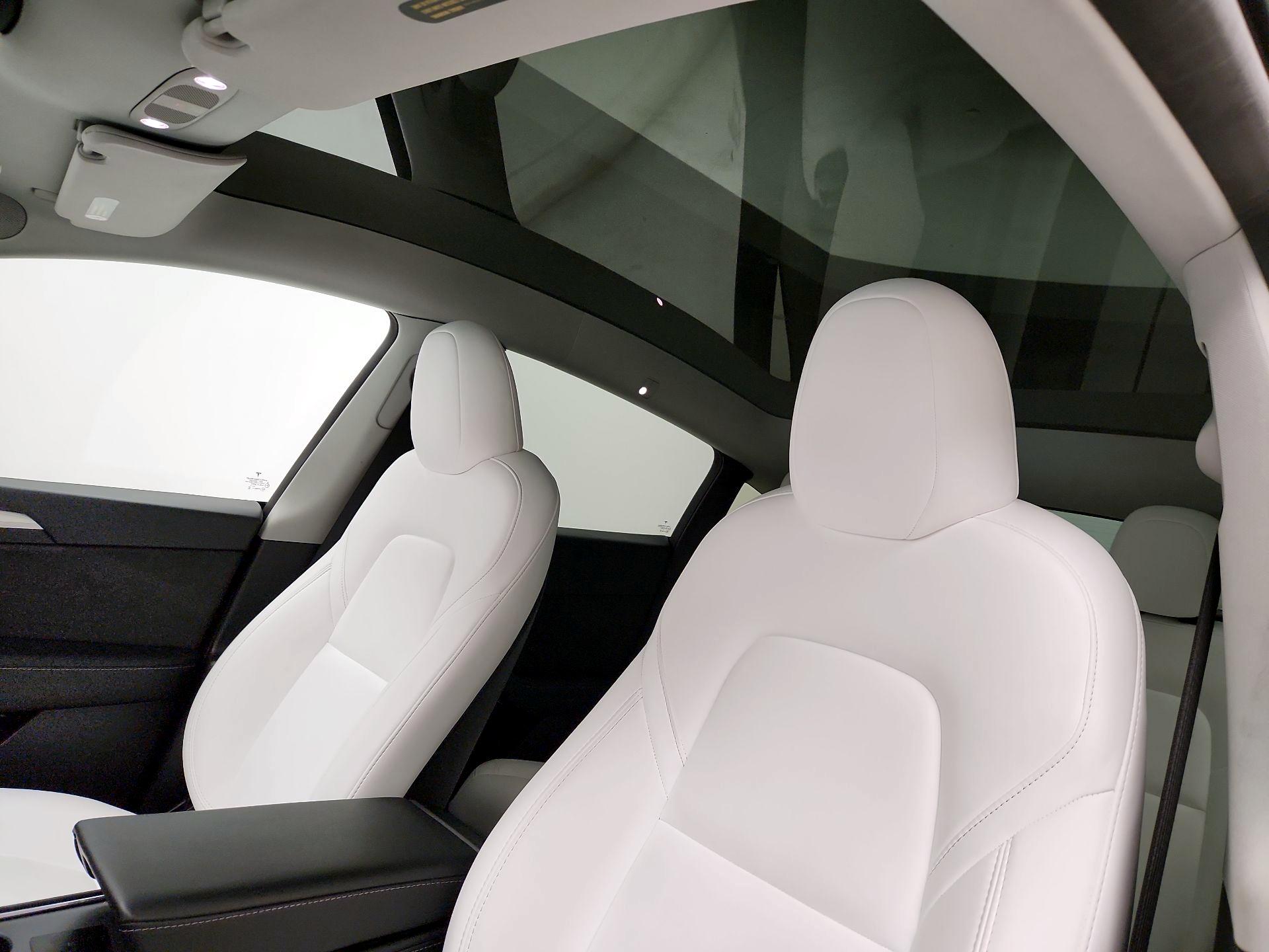 Thumbnail: 2023 Tesla Model Y - 19