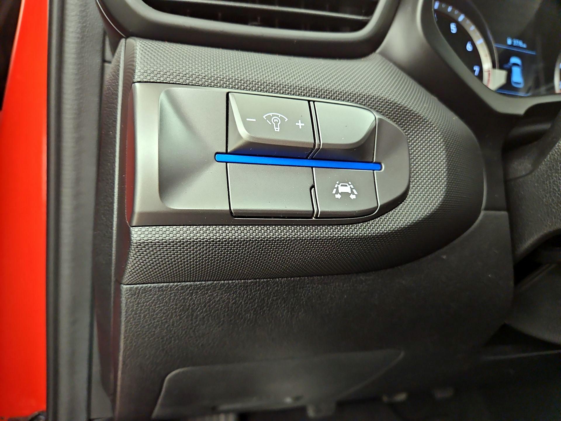 Thumbnail: 2021 Hyundai Veloster - 13