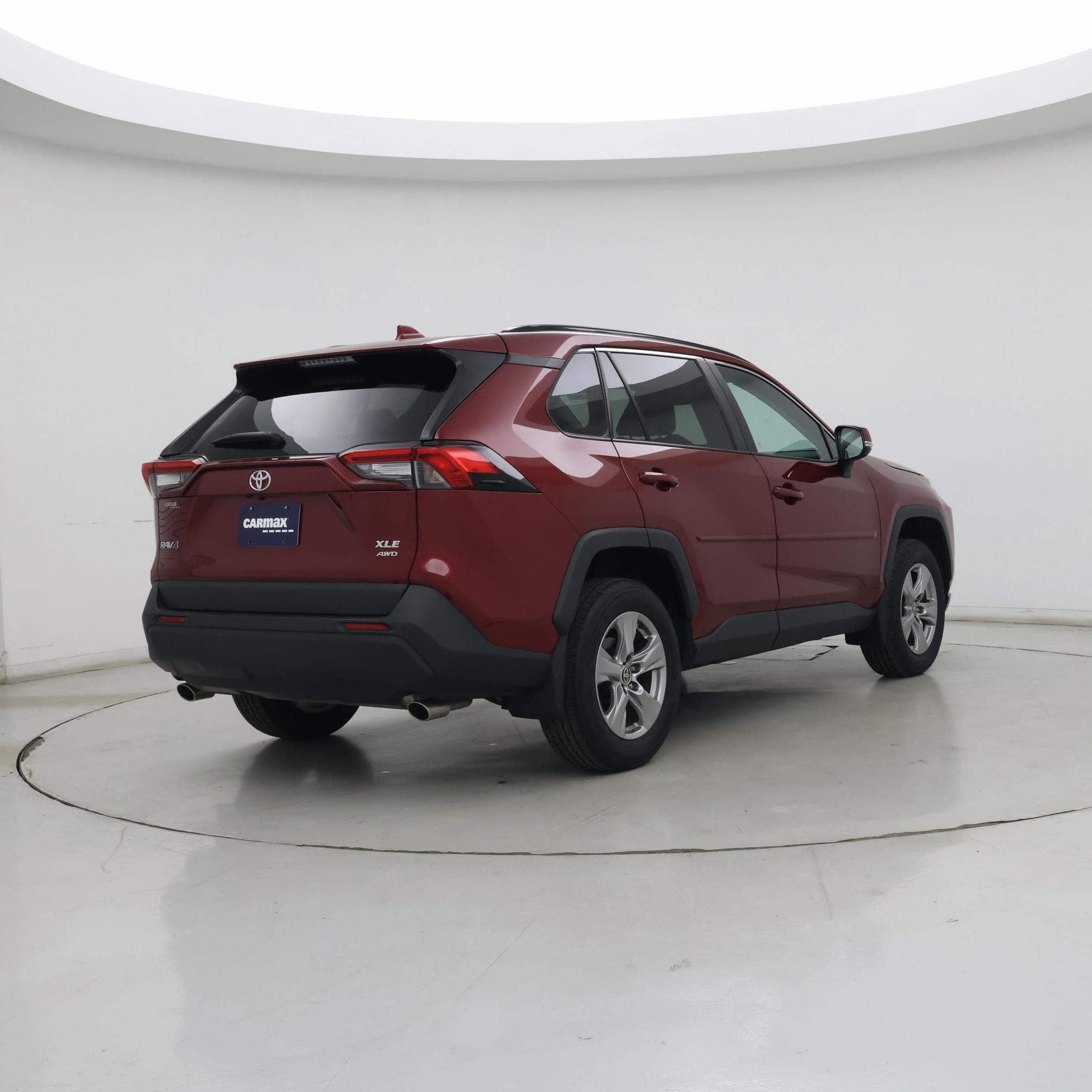 Thumbnail: 2022 Toyota RAV4 - 8