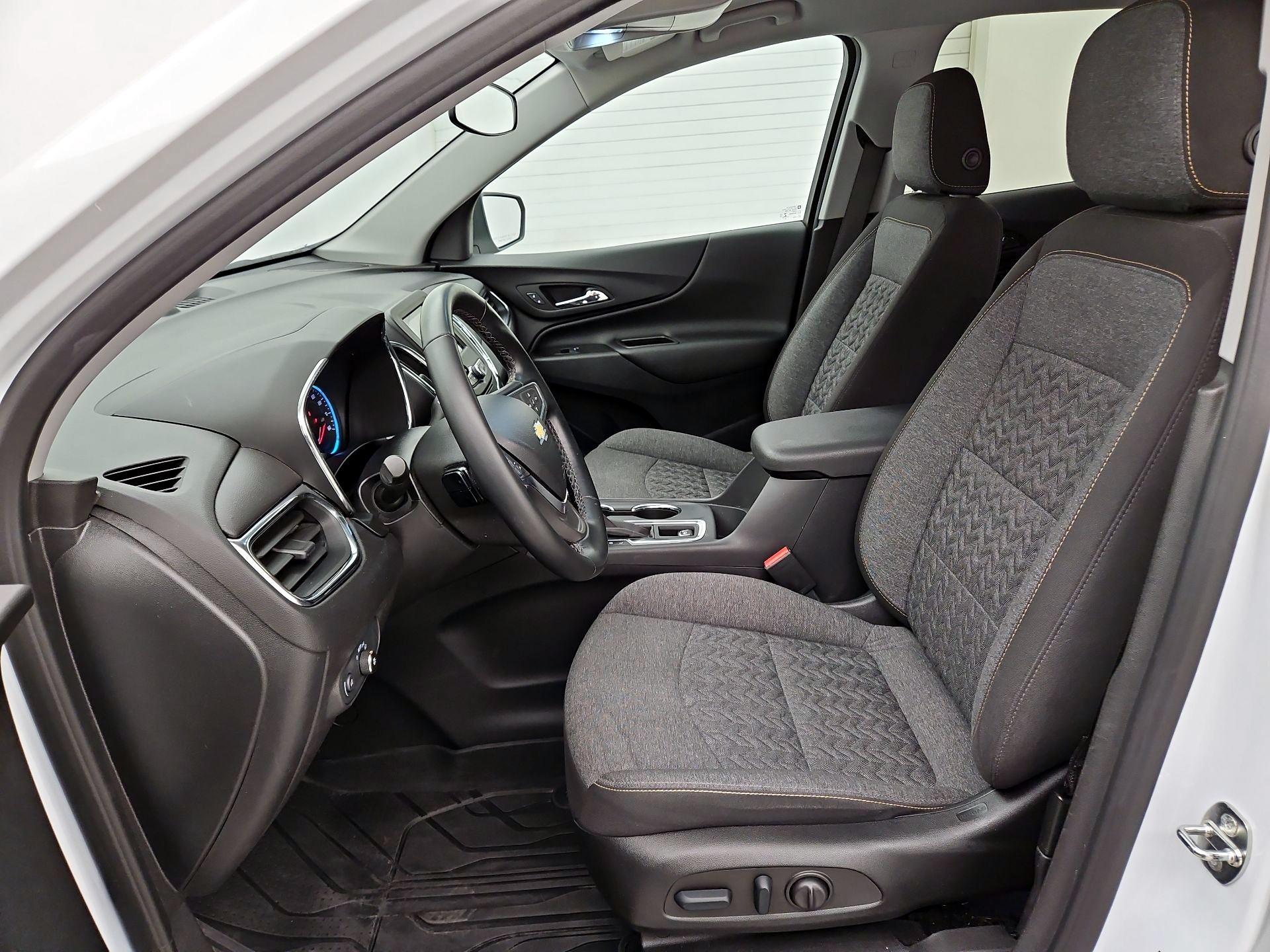 Thumbnail: 2023 Chevrolet Equinox - 11