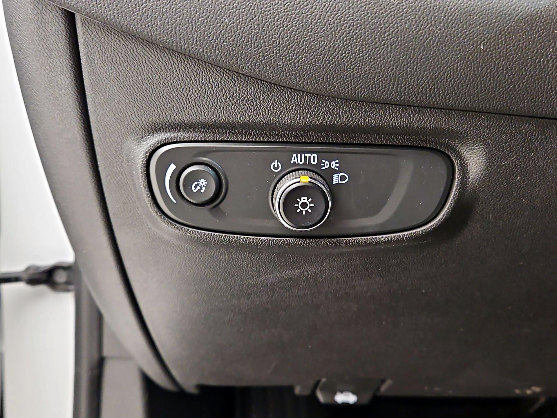 Thumbnail: 2023 Chevrolet Equinox - 13