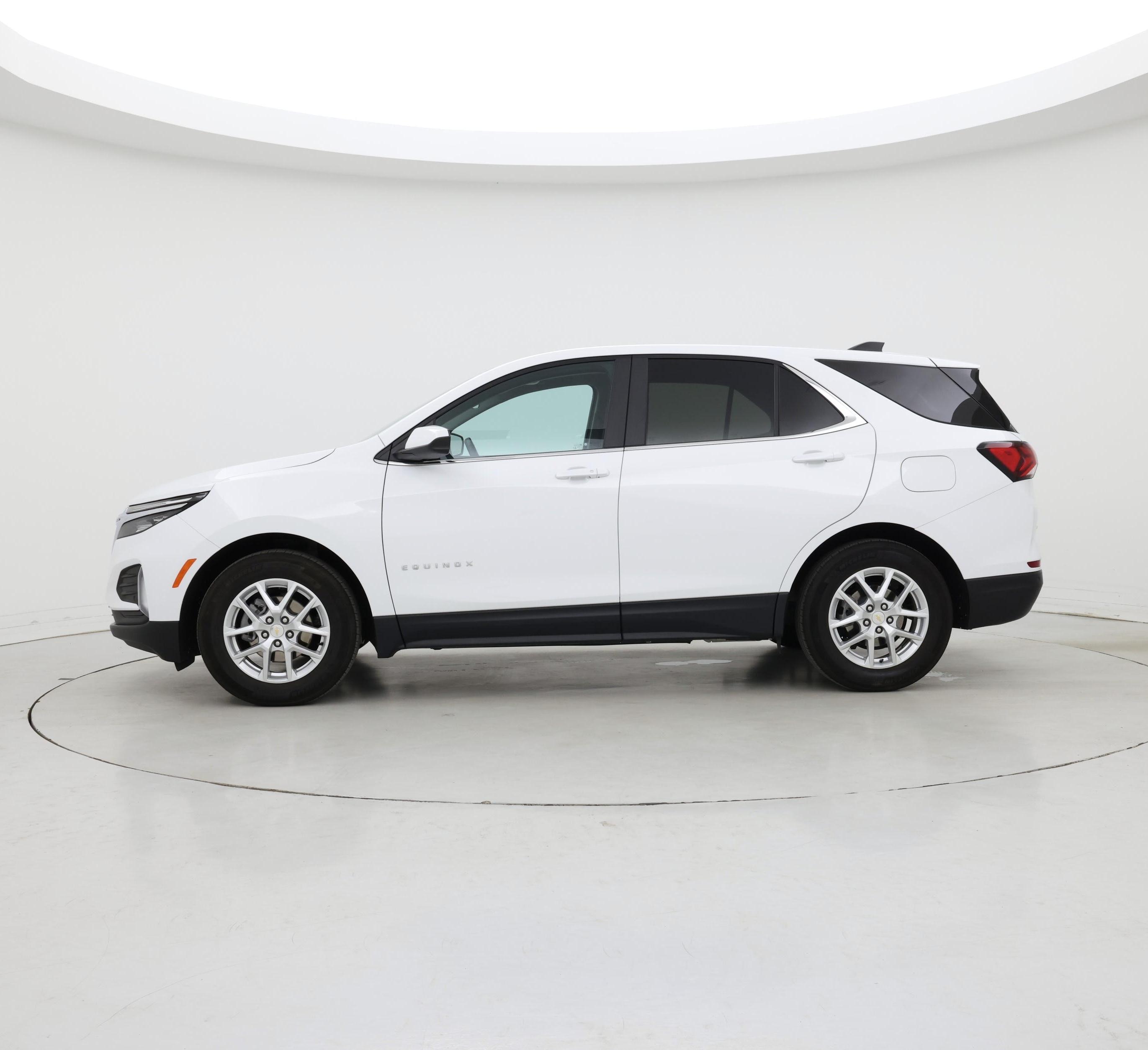 Thumbnail: 2023 Chevrolet Equinox - 3