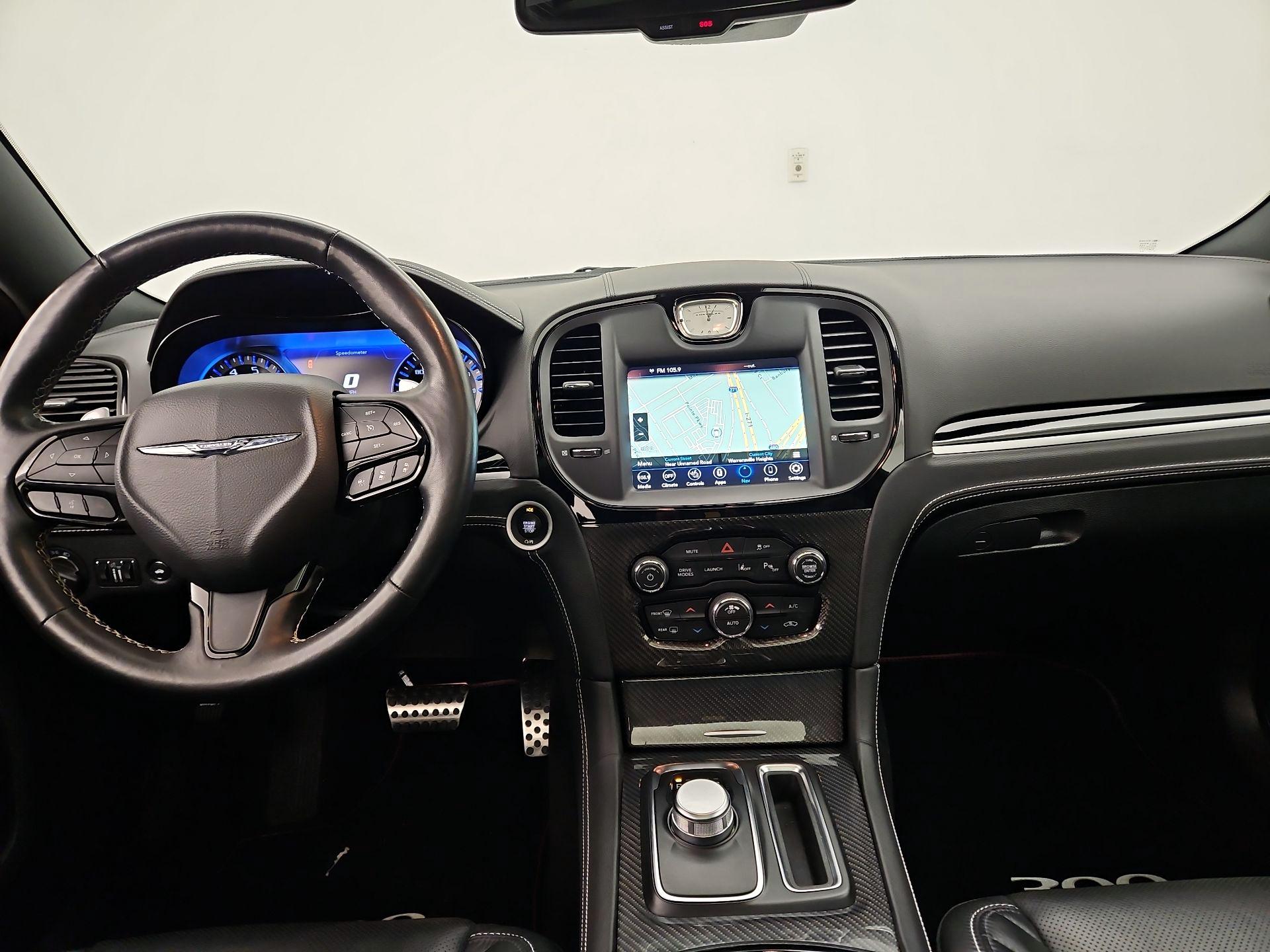 Thumbnail: 2023 Chrysler 300 - 9