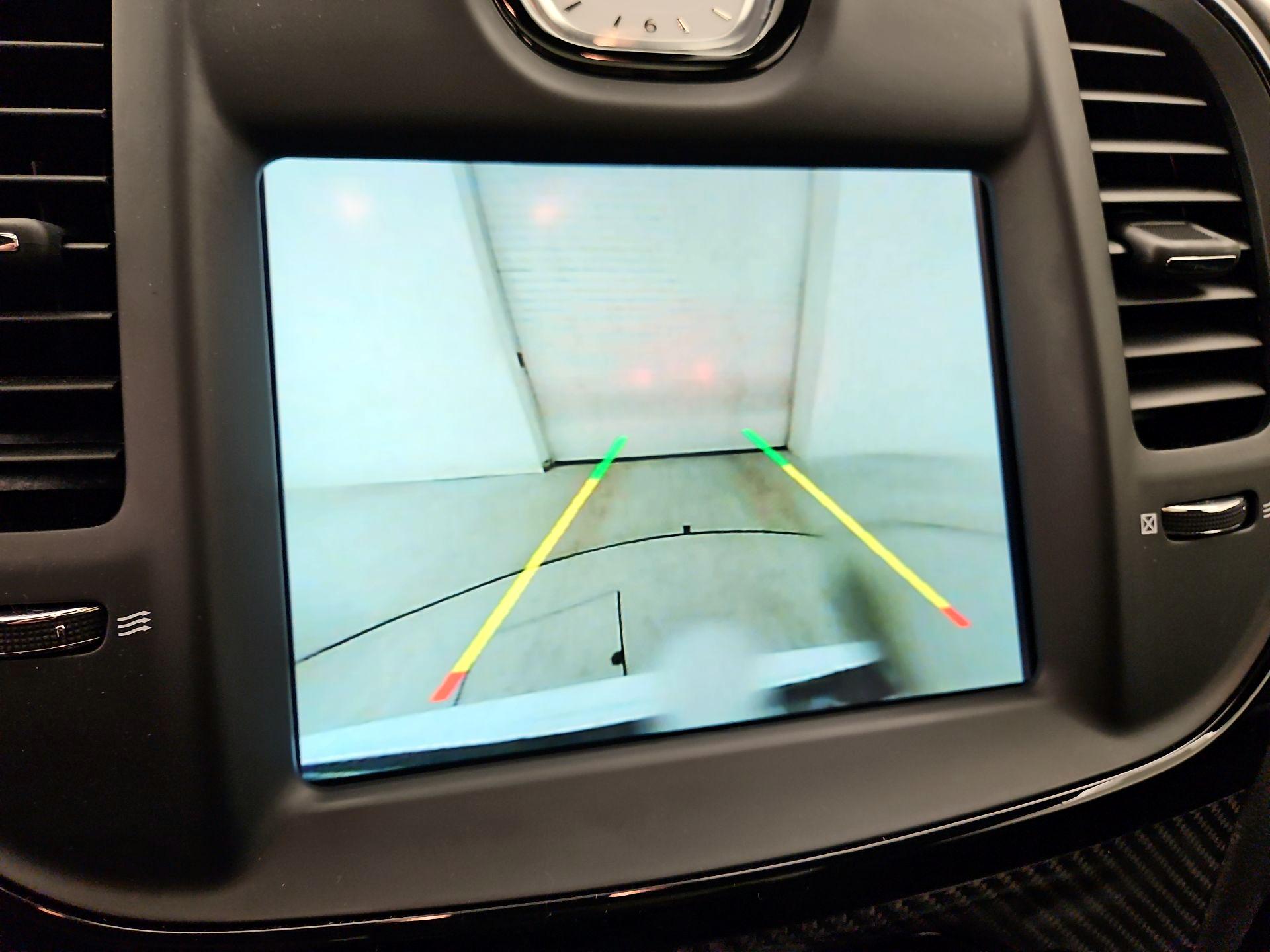 Thumbnail: 2023 Chrysler 300 - 15