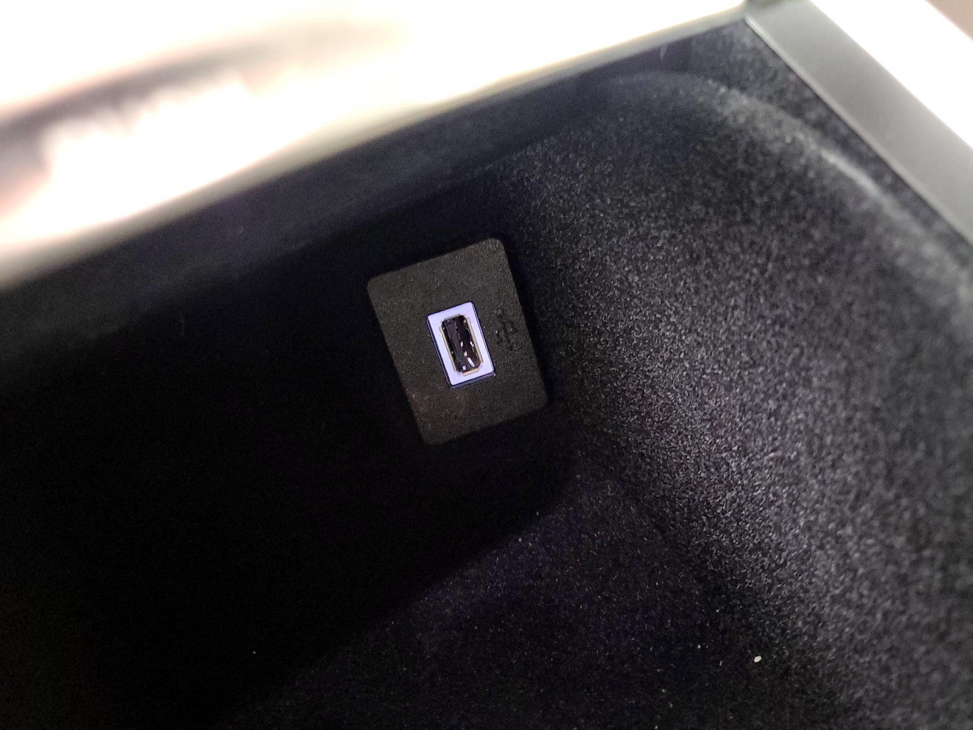 Thumbnail: 2020 Lincoln Nautilus - 19