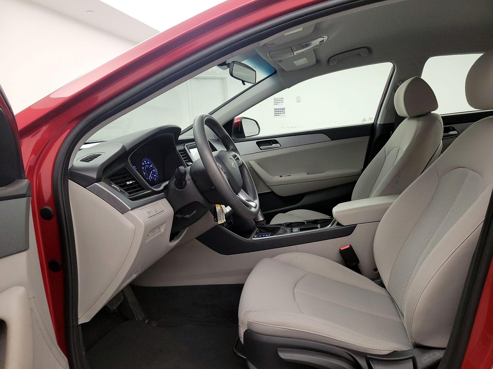 Thumbnail: 2019 Hyundai Sonata - 11