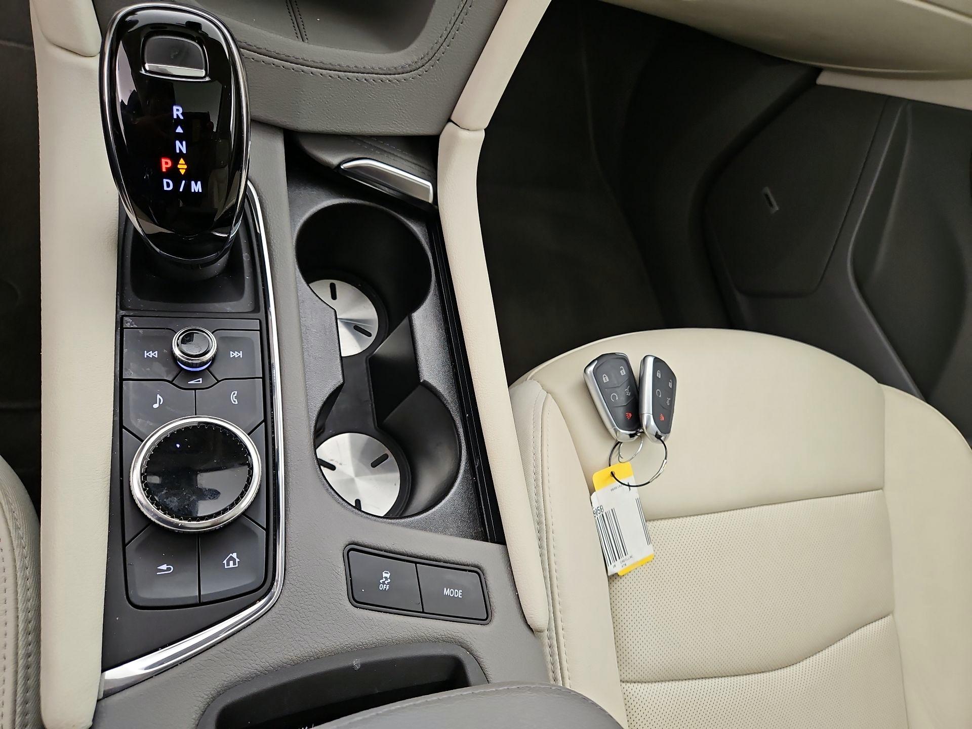 Thumbnail: 2020 Cadillac XT6 - 17