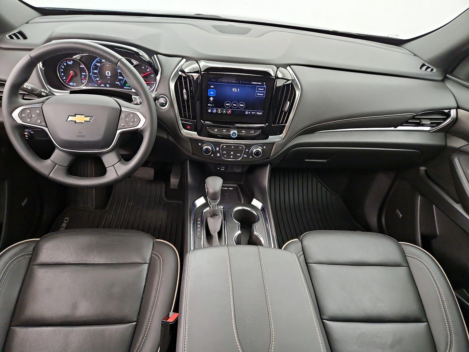 Thumbnail: 2023 Chevrolet Traverse - 9