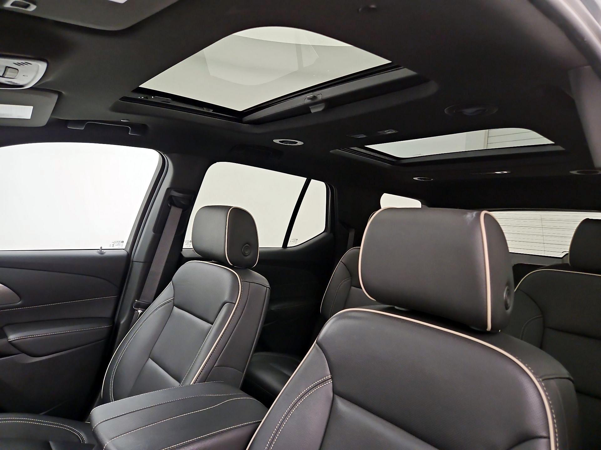 Thumbnail: 2023 Chevrolet Traverse - 20