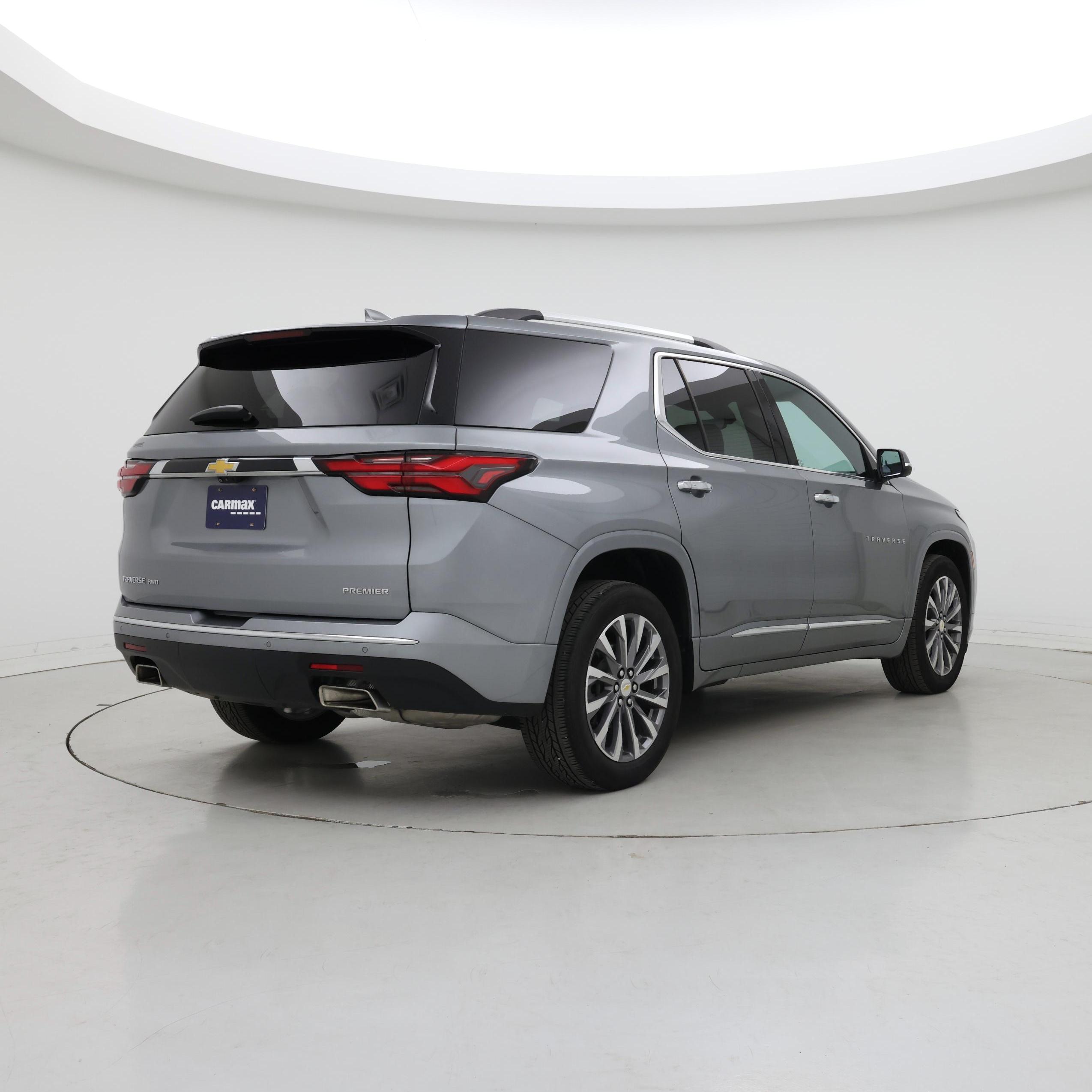 Thumbnail: 2023 Chevrolet Traverse - 8