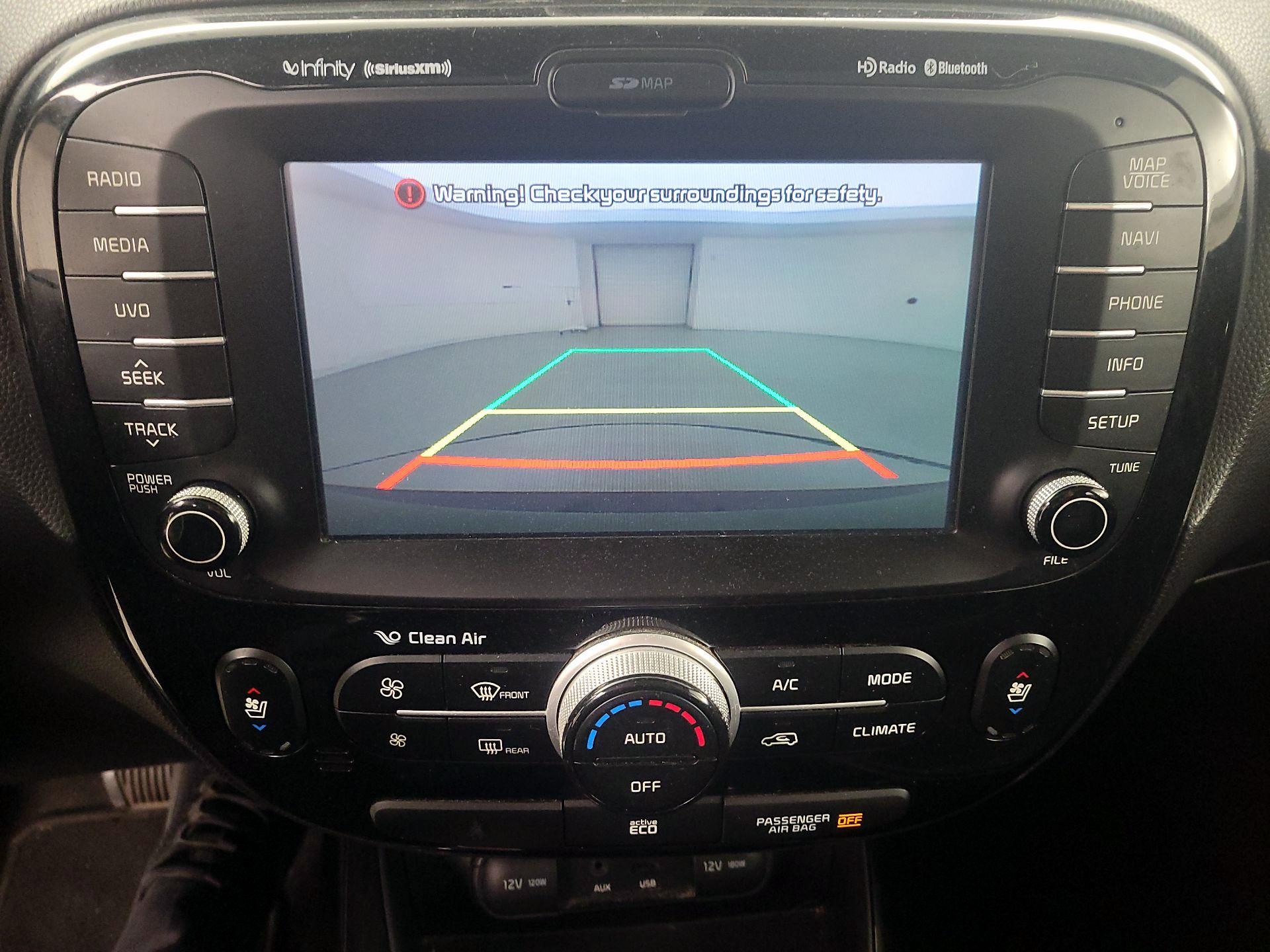 Thumbnail: 2014 Kia Soul - 15