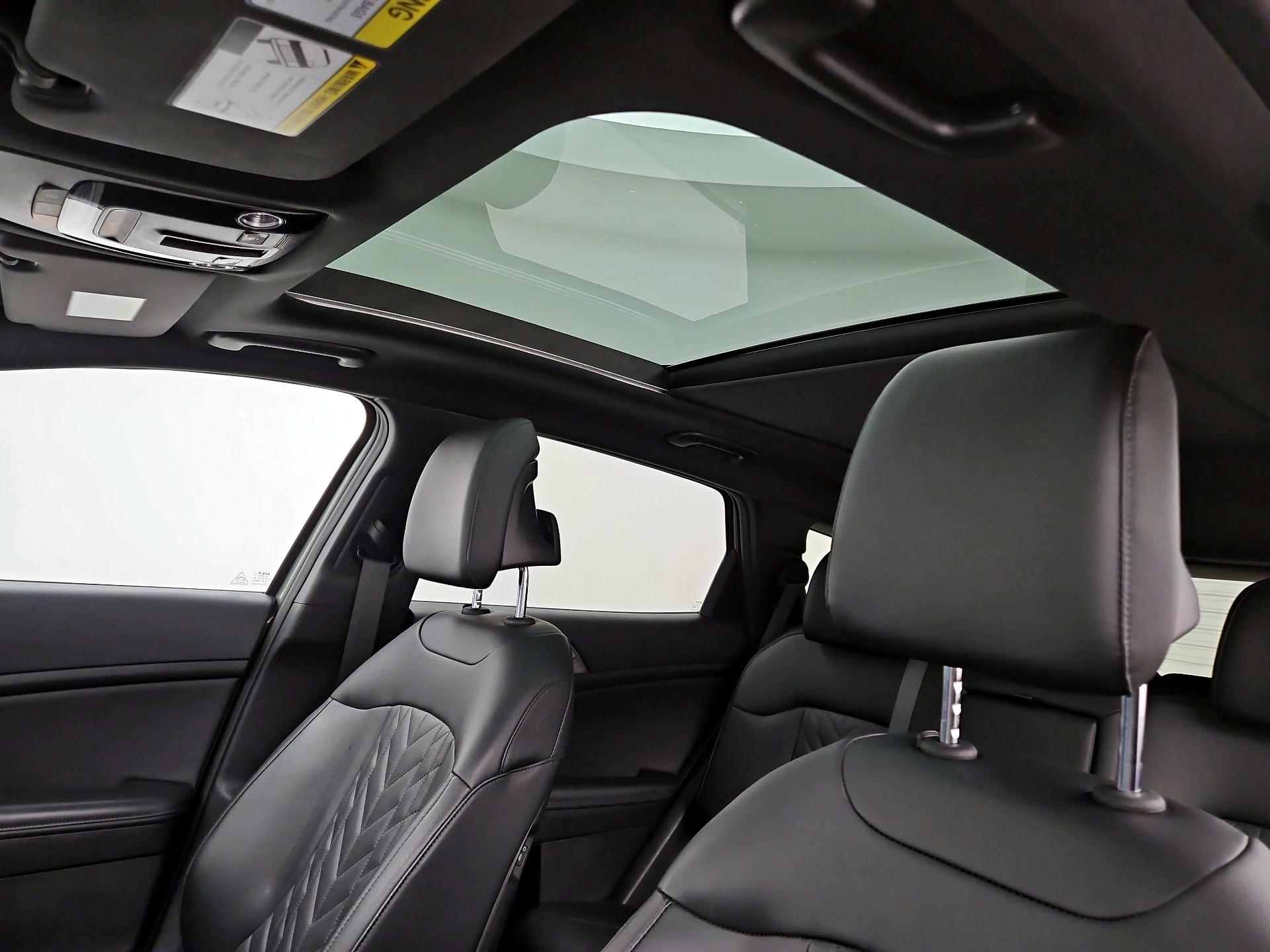 Thumbnail: 2023 Kia Sportage - 20