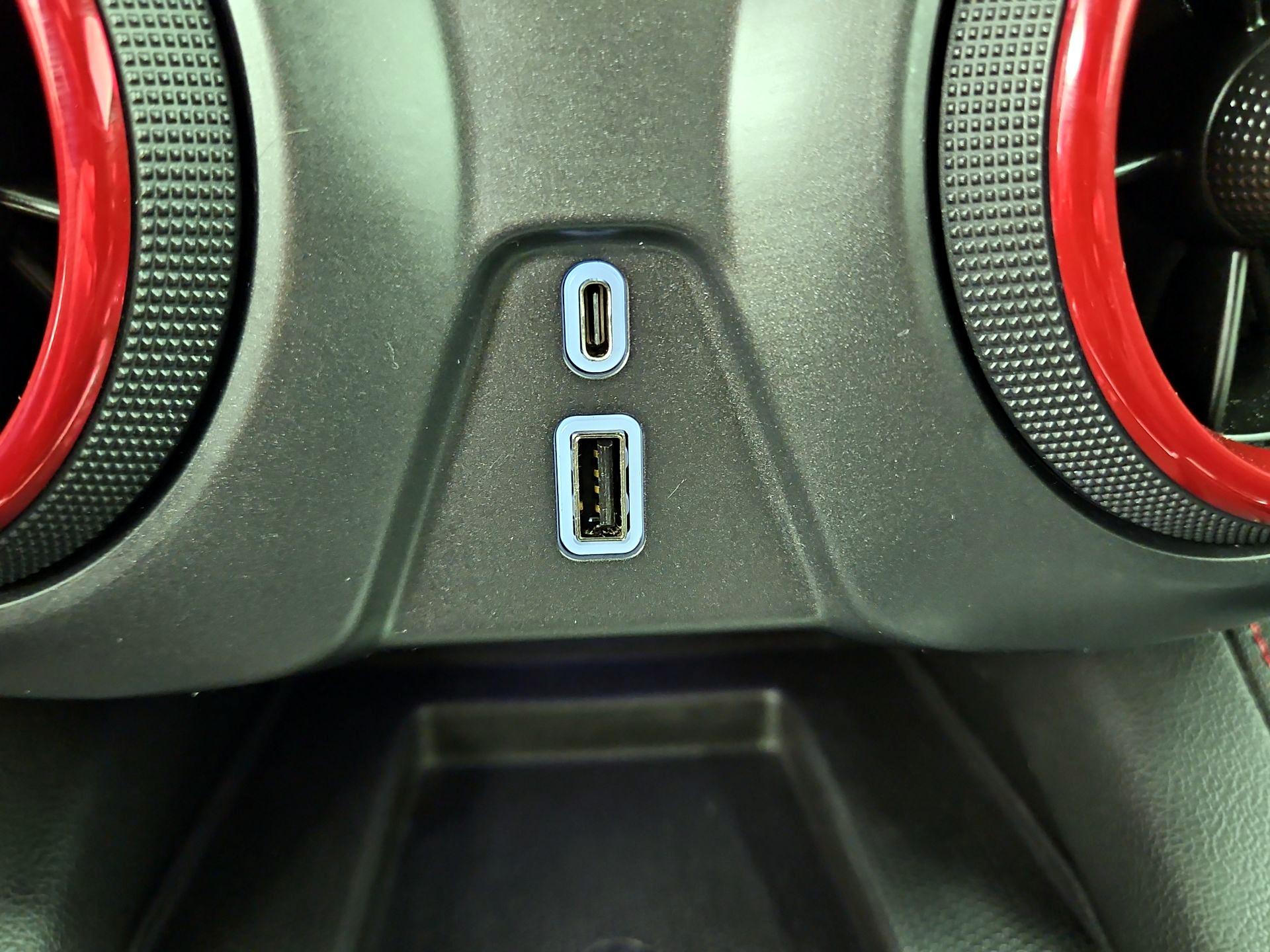 Thumbnail: 2019 Chevrolet Blazer - 19