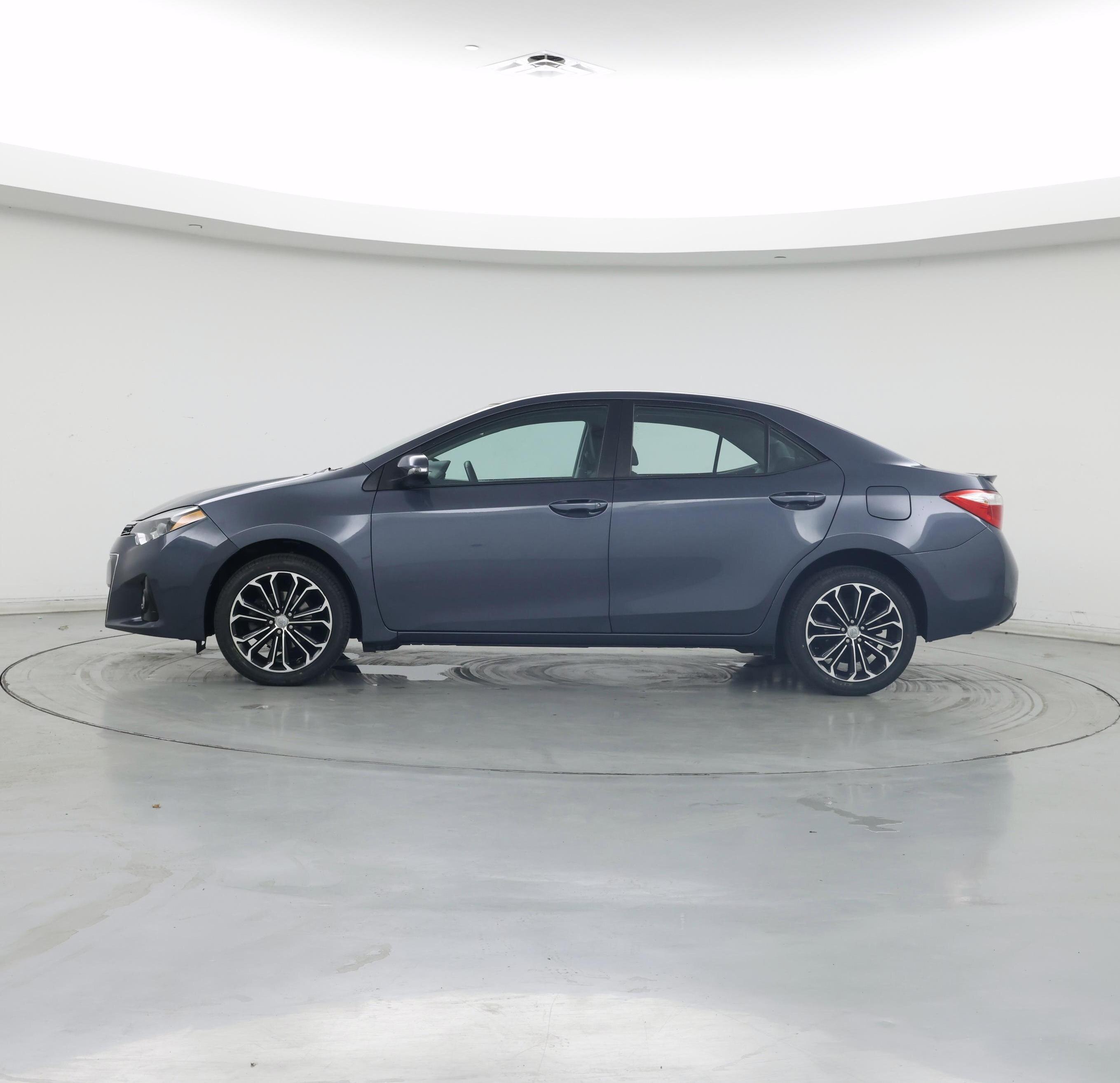 Thumbnail: 2016 Toyota Corolla - 3