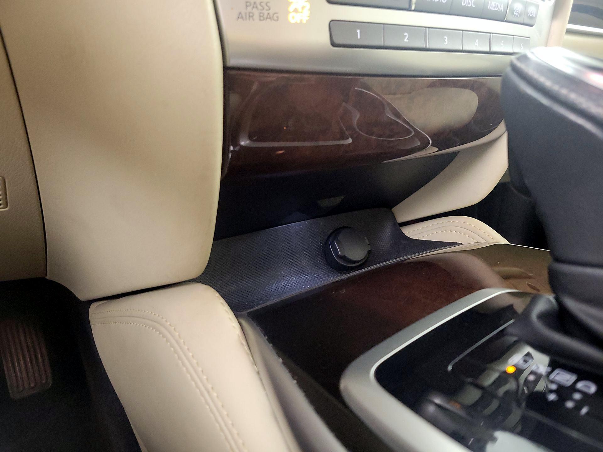 Thumbnail: 2017 INFINITI QX60 - 19