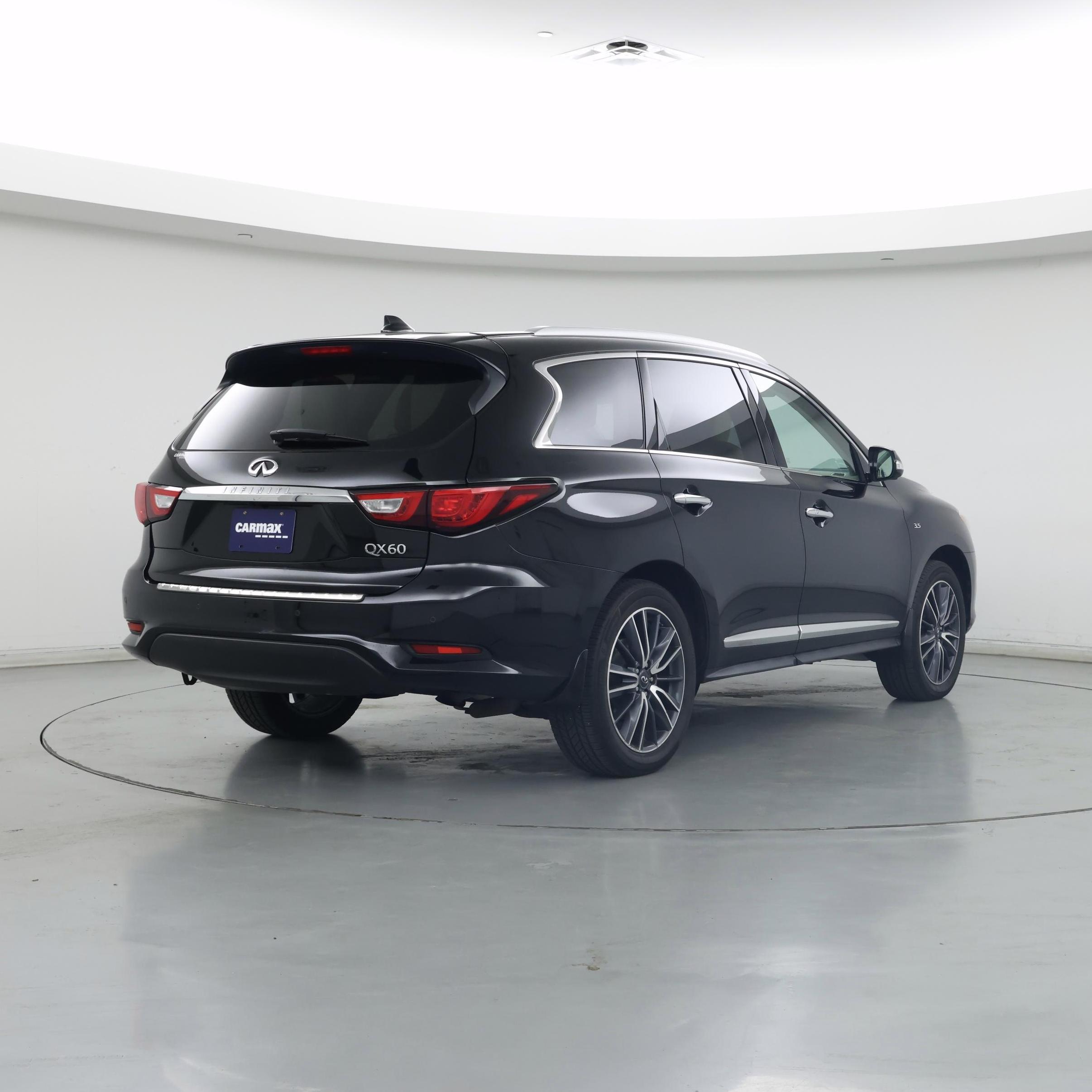 Thumbnail: 2017 INFINITI QX60 - 8