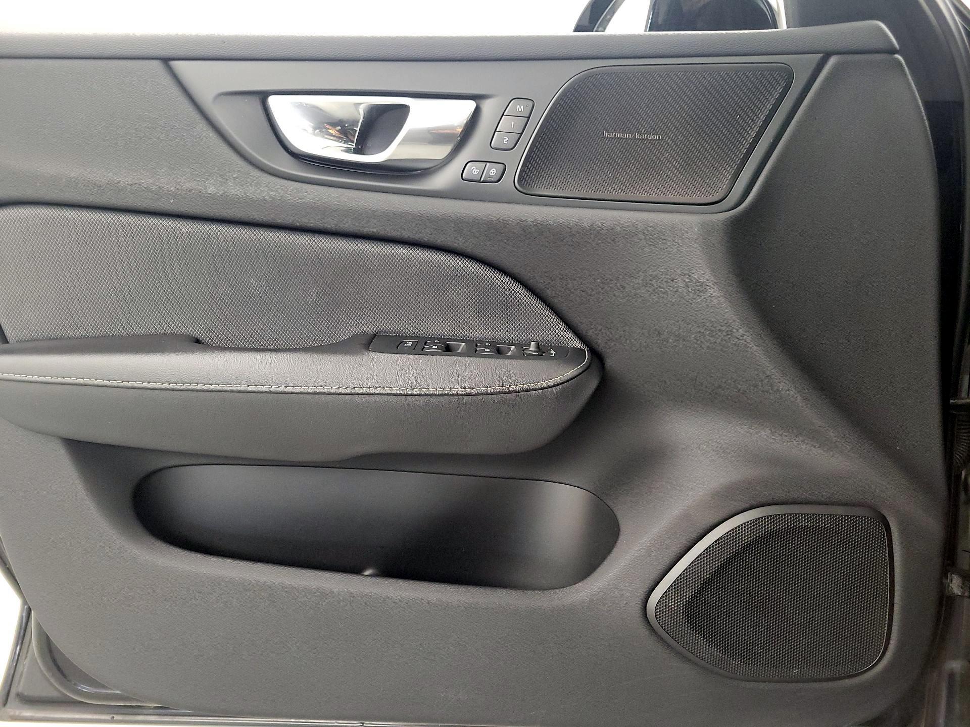 Thumbnail: 2021 Volvo S60 - 12