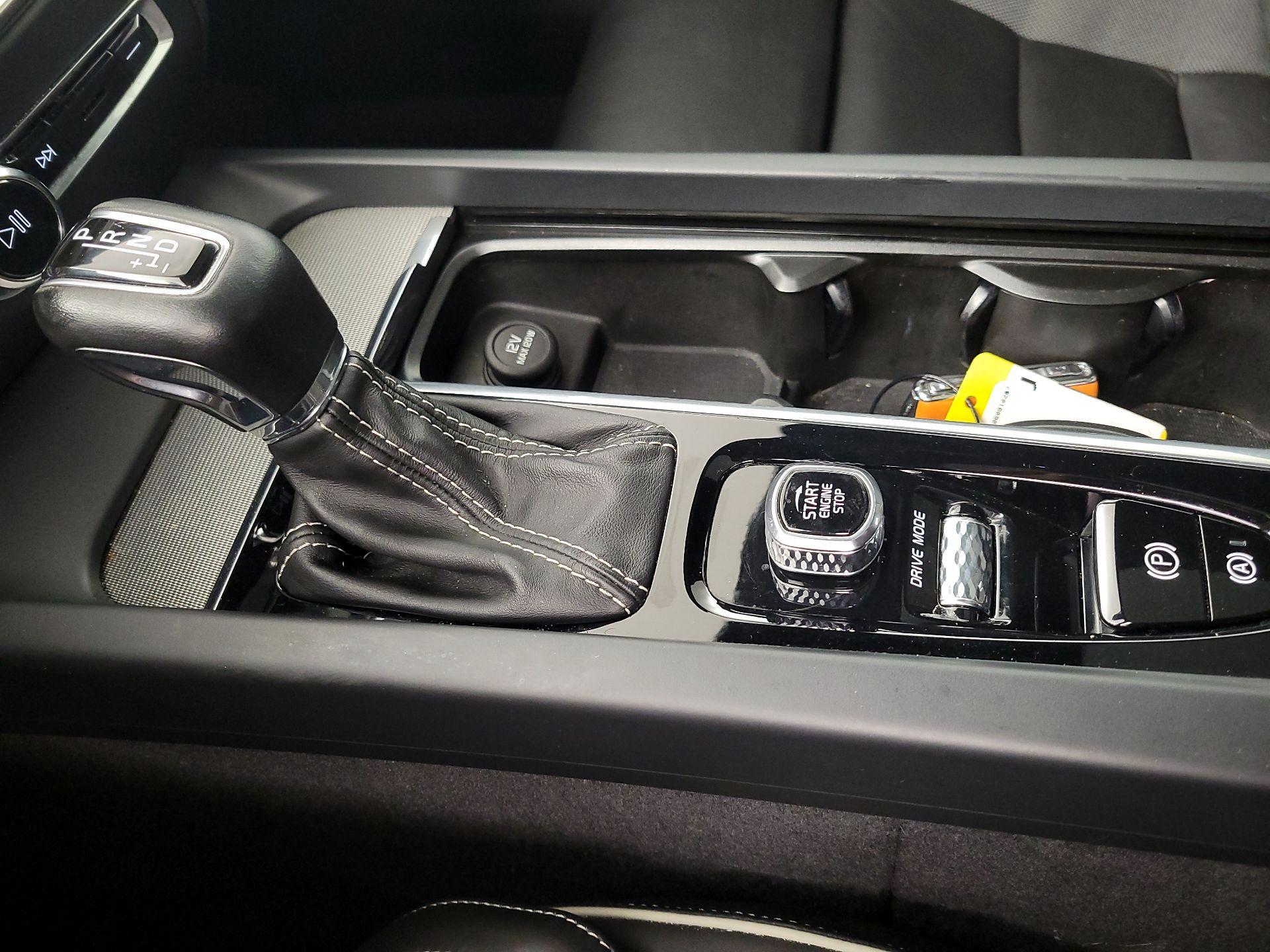 Thumbnail: 2021 Volvo S60 - 18