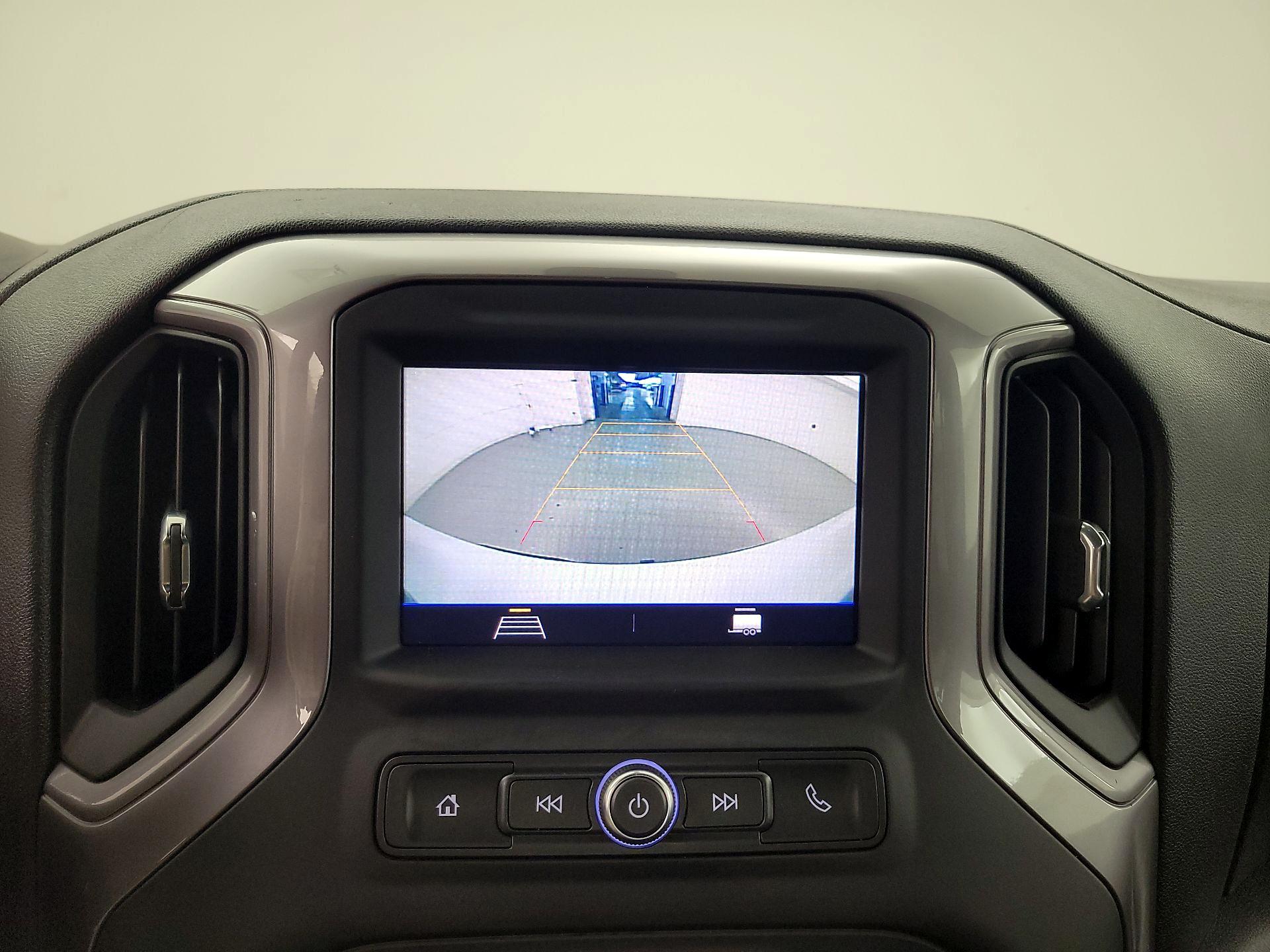 Thumbnail: 2020 Chevrolet Silverado 1500 - 14