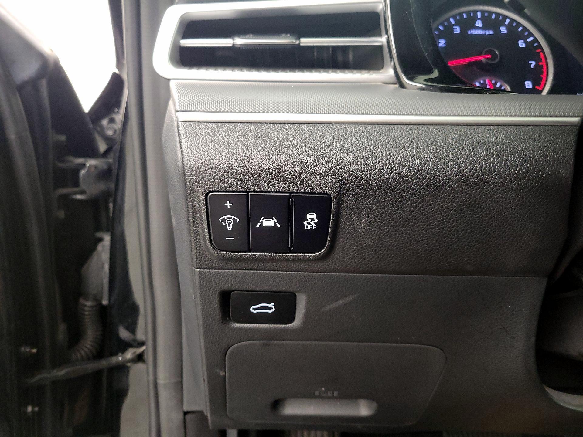 Thumbnail: 2021 Kia K5 - 13