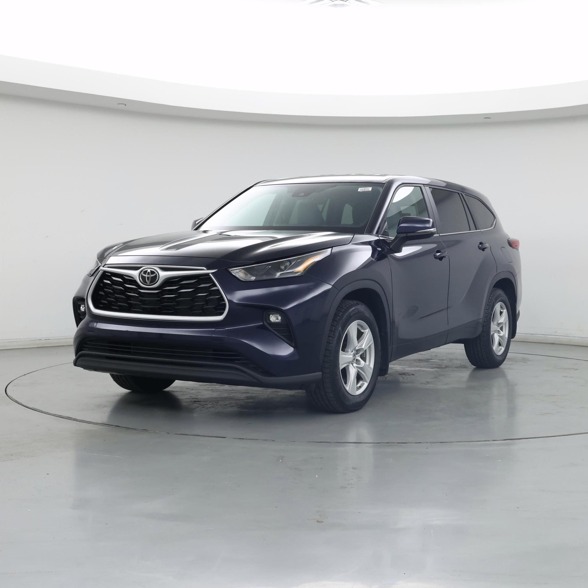 Thumbnail: 2023 Toyota Highlander - 4