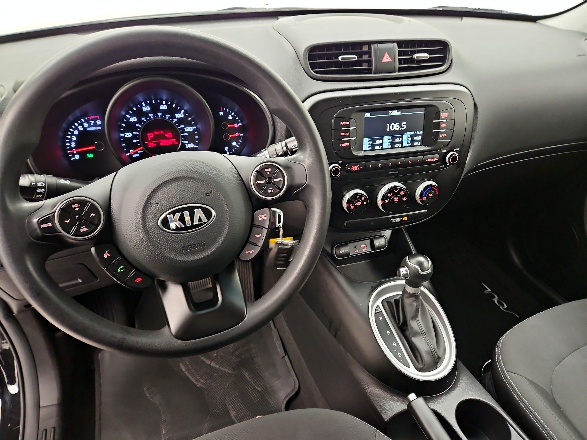 Thumbnail: 2017 Kia Soul - 9