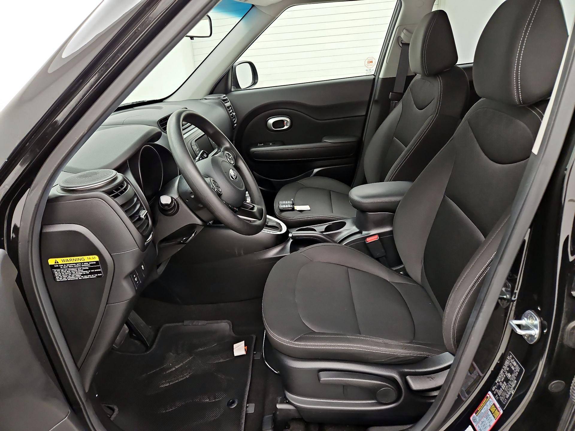 Thumbnail: 2017 Kia Soul - 11