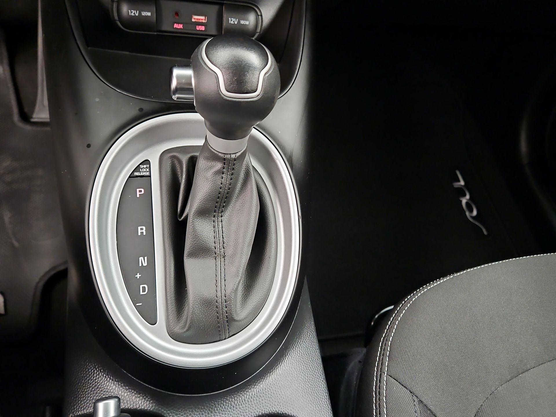 Thumbnail: 2017 Kia Soul - 16
