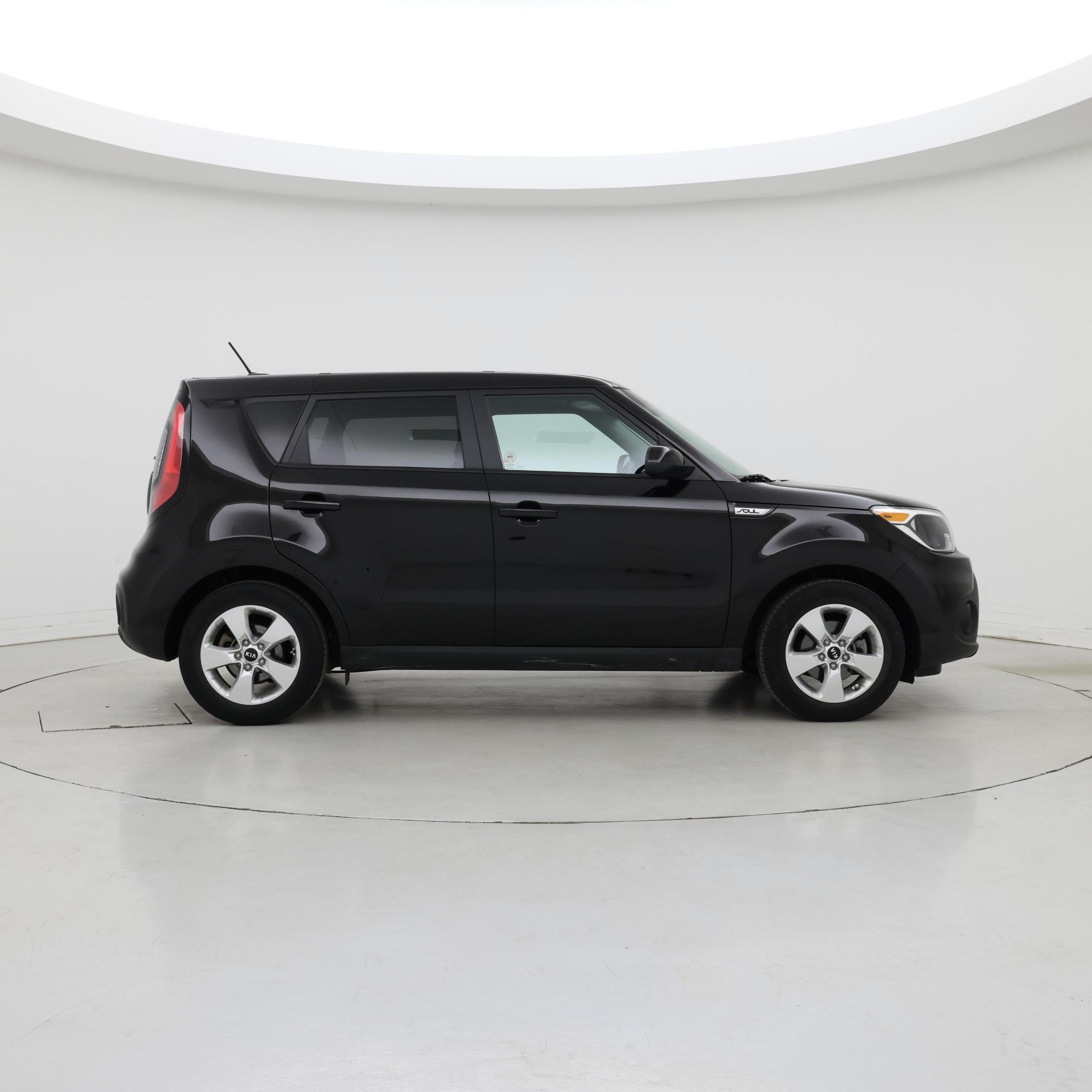 Thumbnail: 2017 Kia Soul - 7