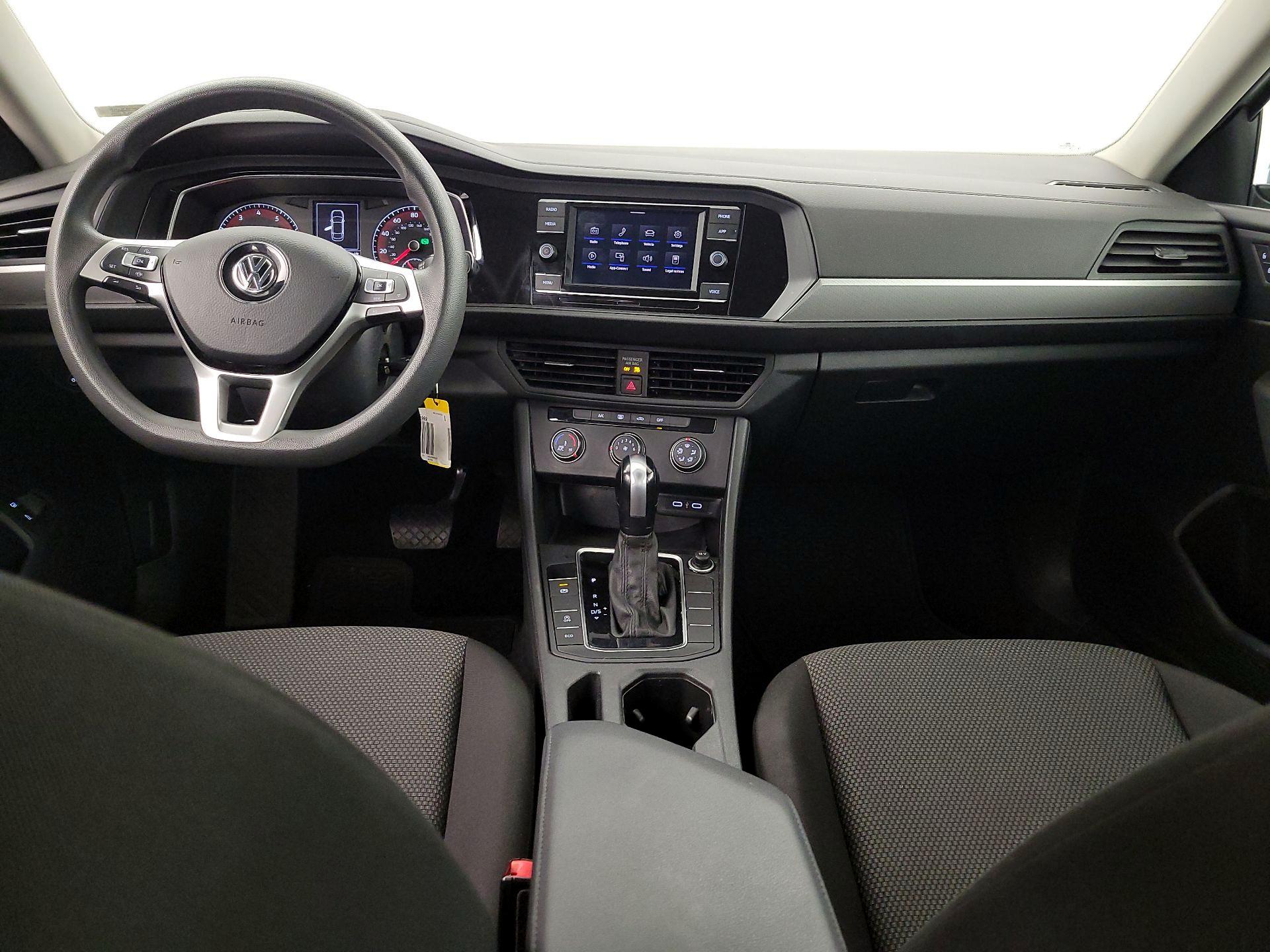 Thumbnail: 2021 Volkswagen Jetta - 9