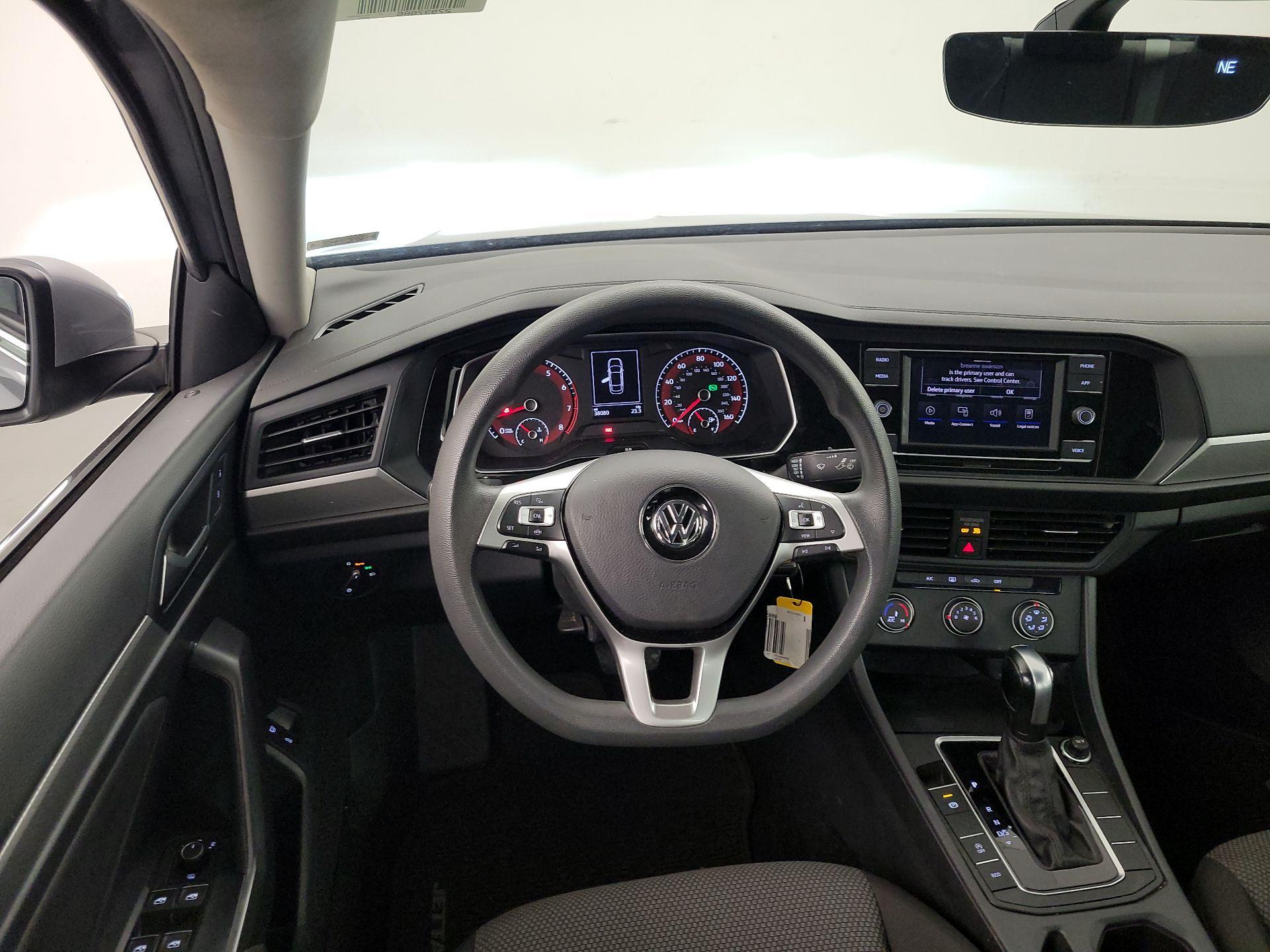 Thumbnail: 2021 Volkswagen Jetta - 10