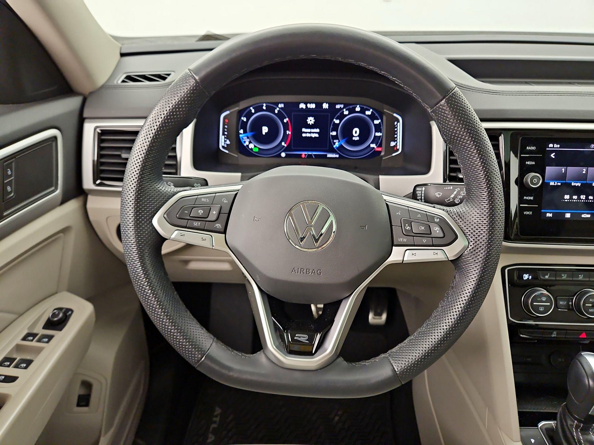 Thumbnail: 2022 Volkswagen Atlas - 10