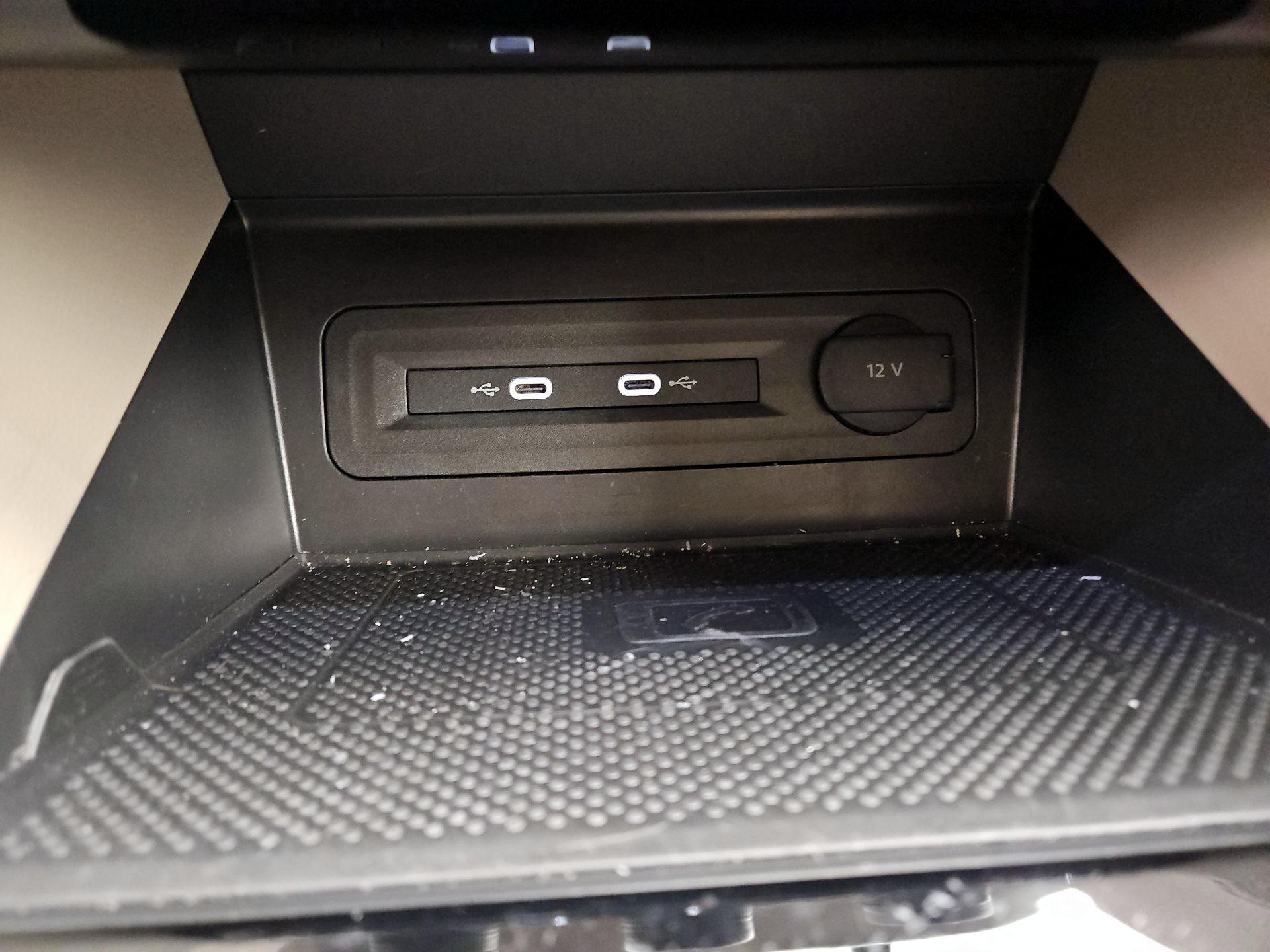 Thumbnail: 2022 Volkswagen Atlas - 19