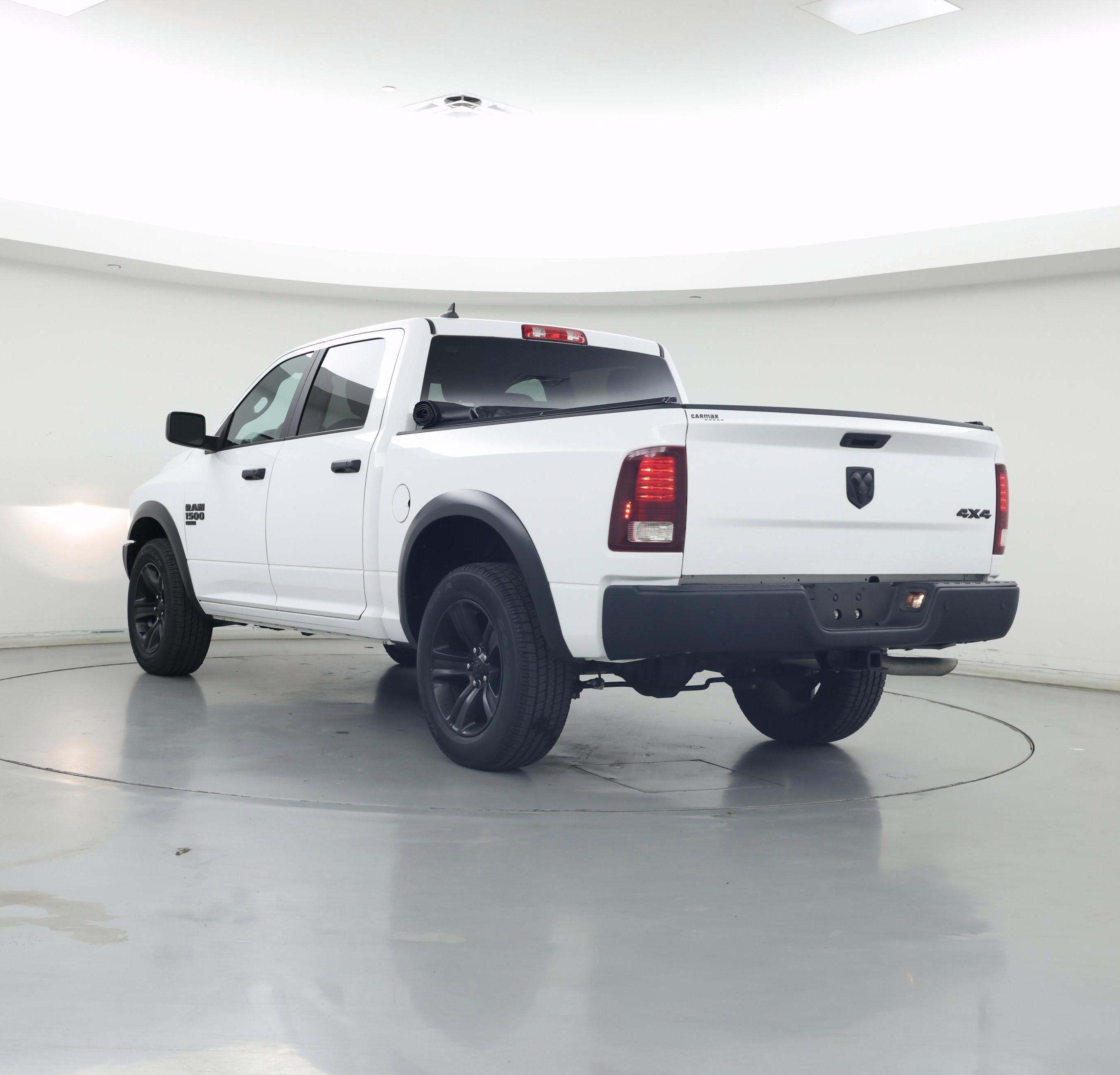 Thumbnail: 2022 RAM 1500 Classic - 2