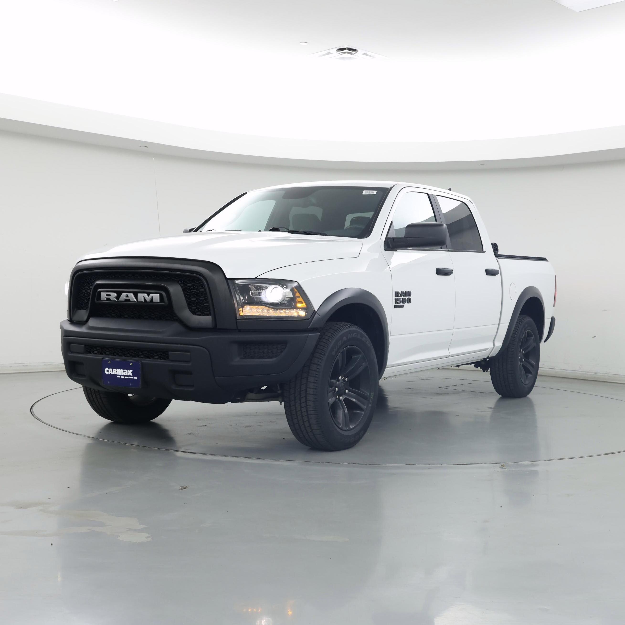 Thumbnail: 2022 RAM 1500 Classic - 4