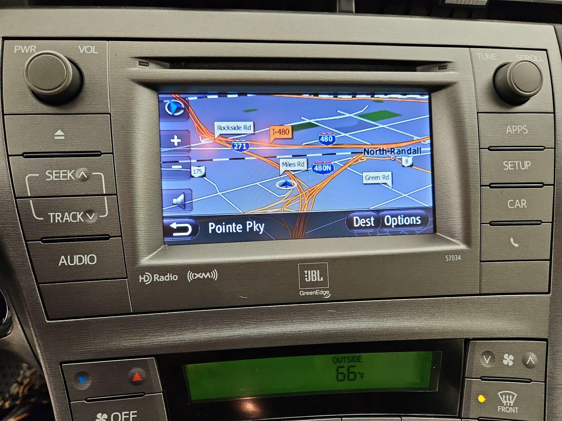 Thumbnail: 2014 Toyota Prius - 14