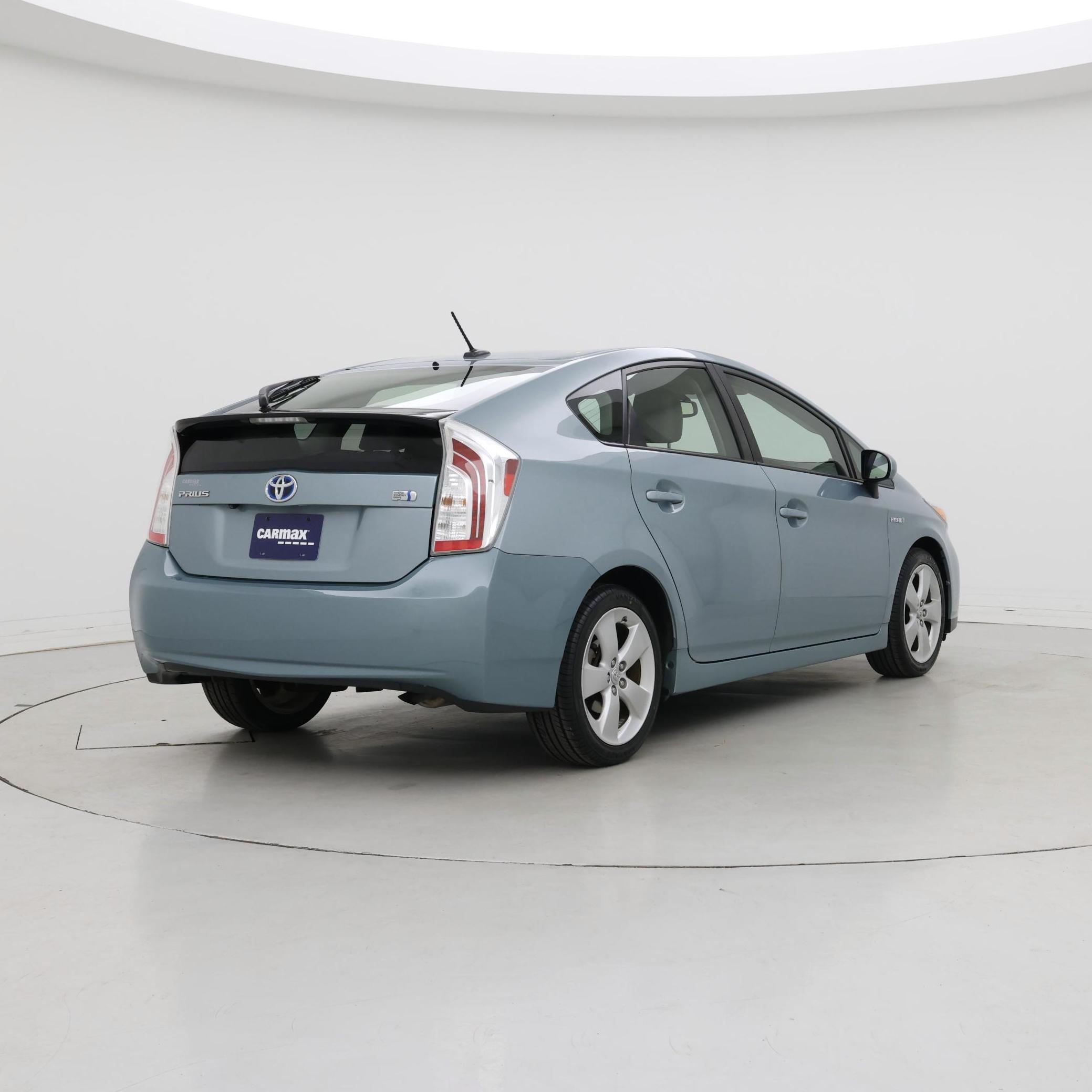 Thumbnail: 2014 Toyota Prius - 8