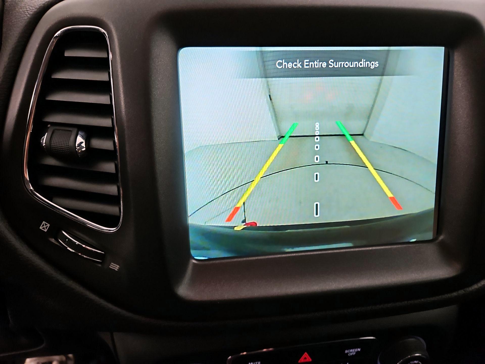 Thumbnail: 2018 Jeep Compass - 15