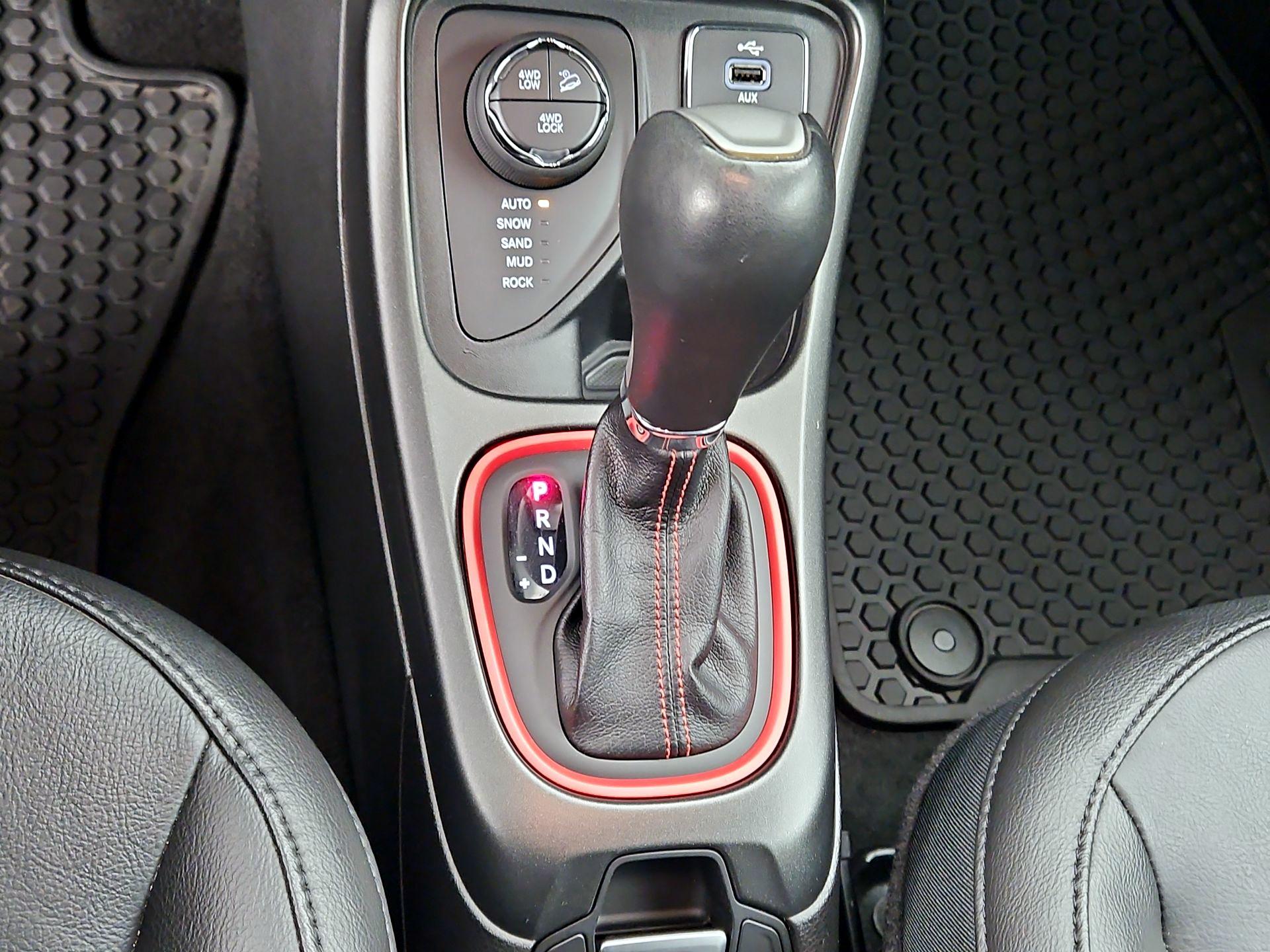 Thumbnail: 2018 Jeep Compass - 18