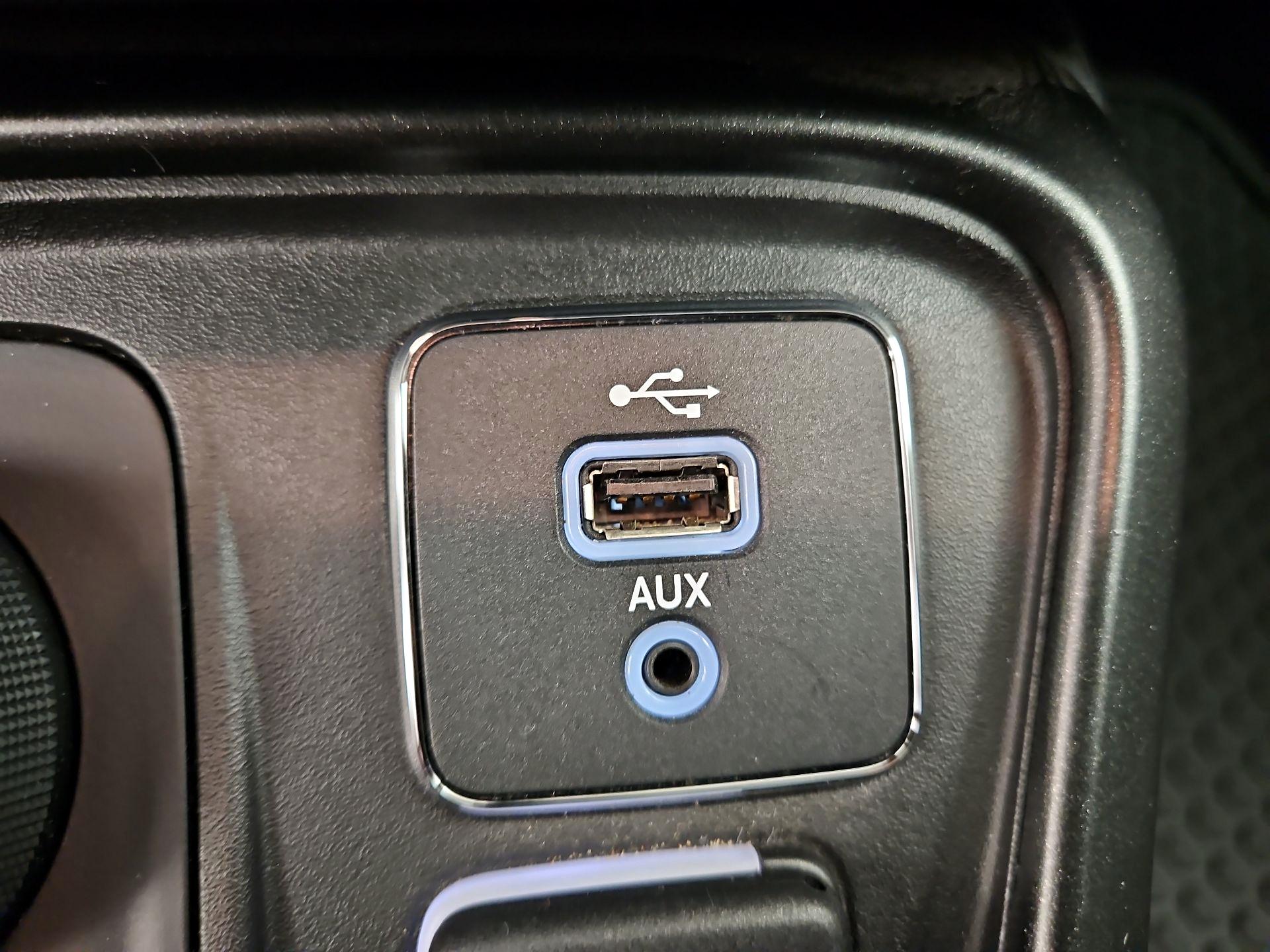 Thumbnail: 2018 Jeep Compass - 19