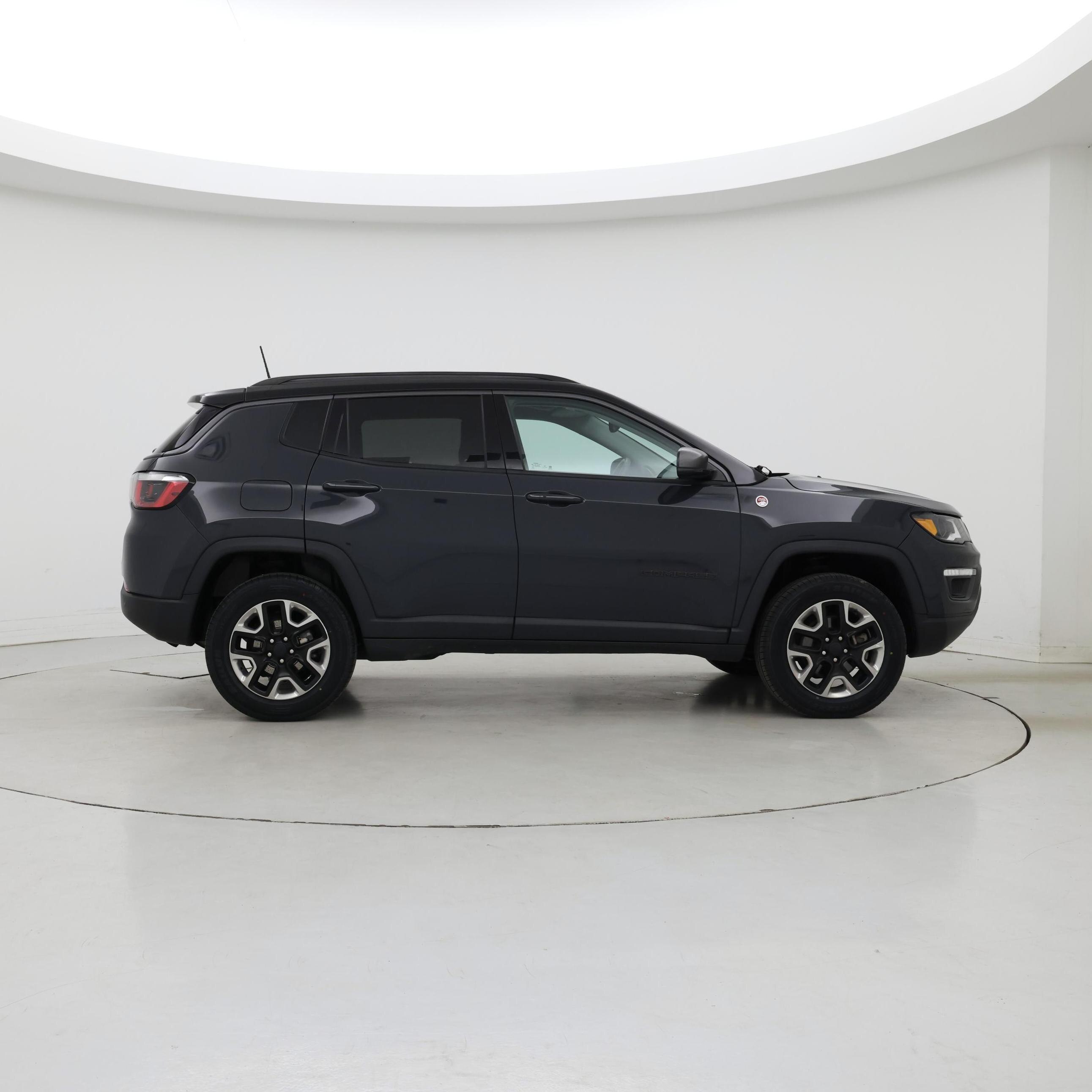 Thumbnail: 2018 Jeep Compass - 7