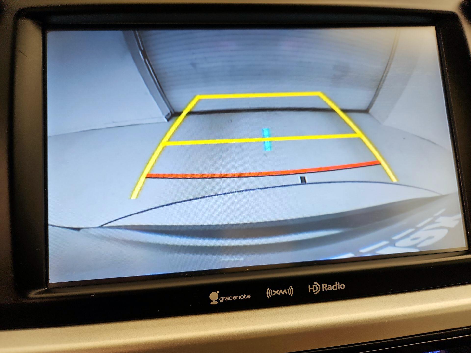 Thumbnail: 2016 Toyota Highlander - 15