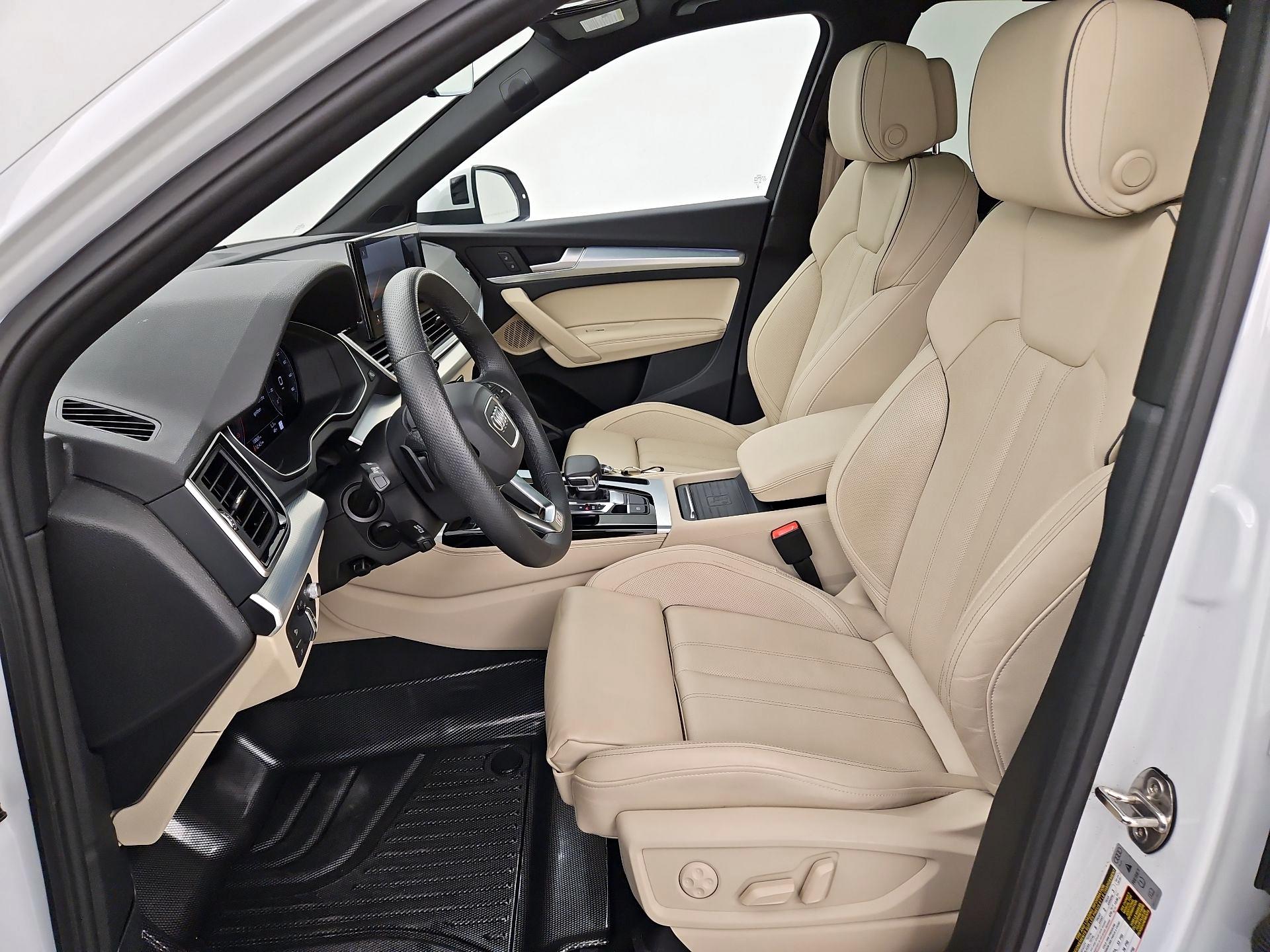 Thumbnail: 2024 Audi Q5 - 11