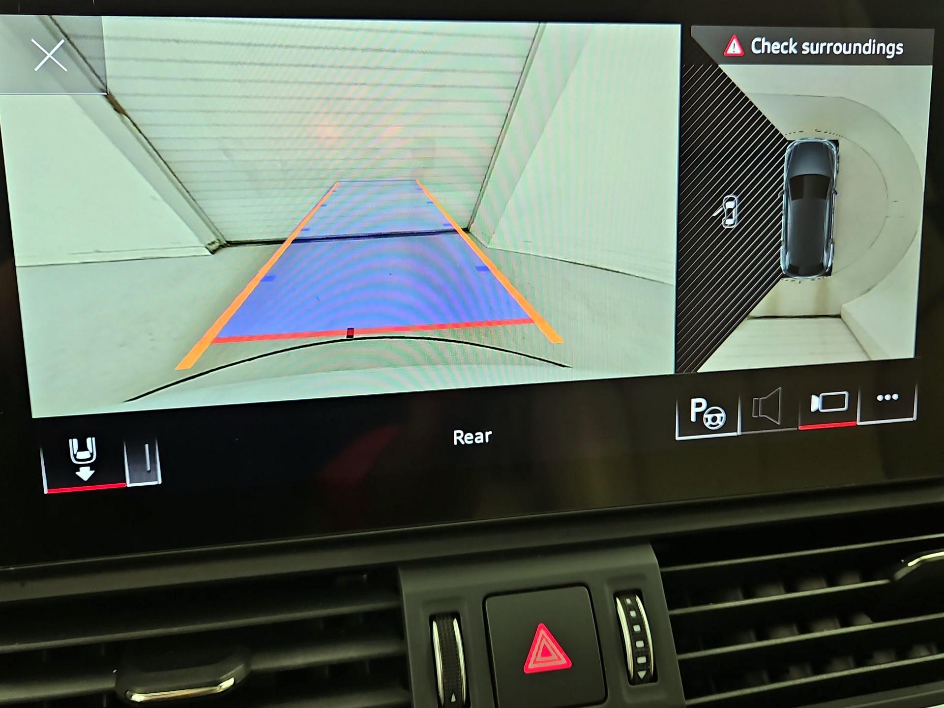 Thumbnail: 2024 Audi Q5 - 15