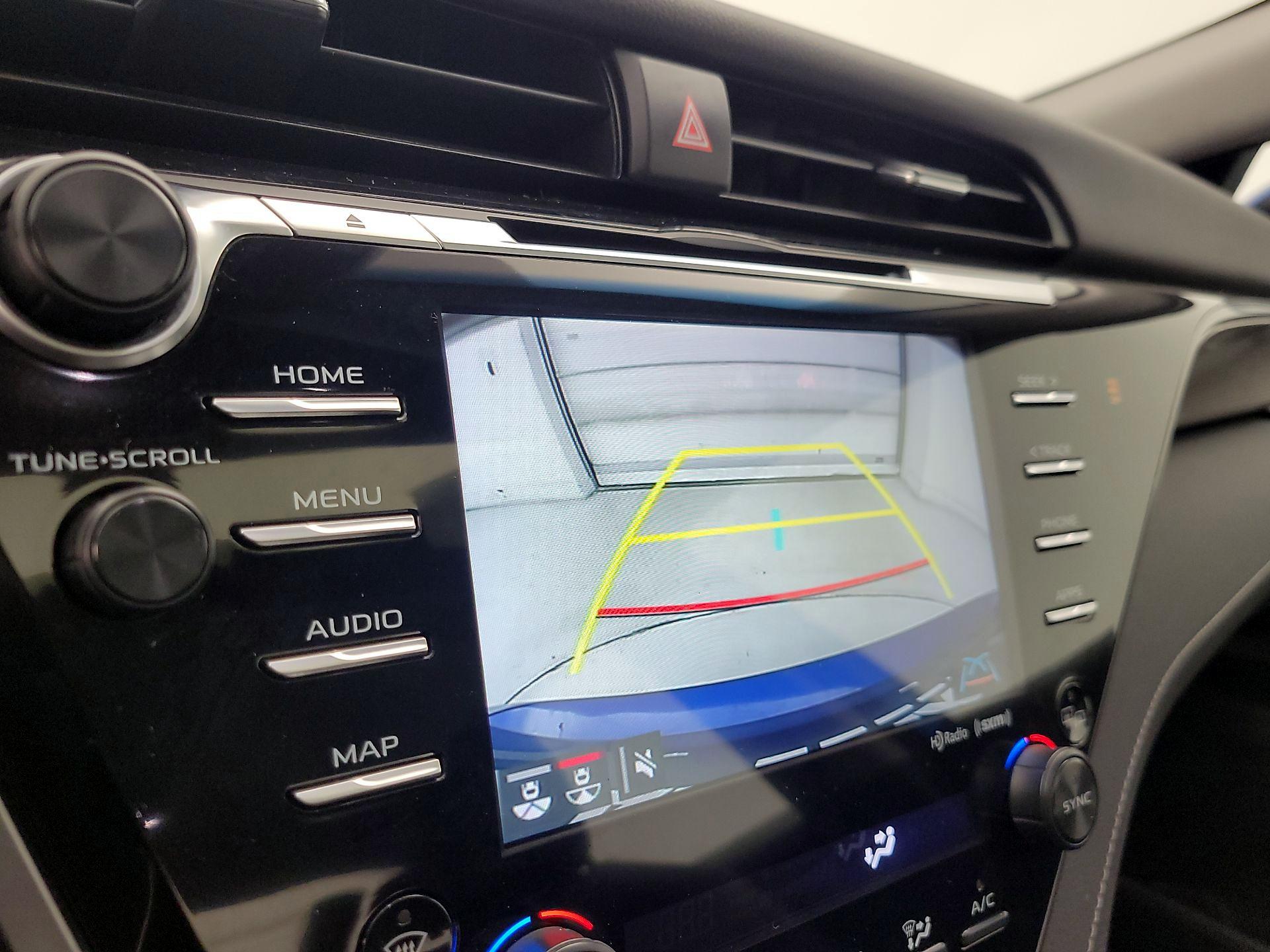 Thumbnail: 2020 Toyota Camry - 14