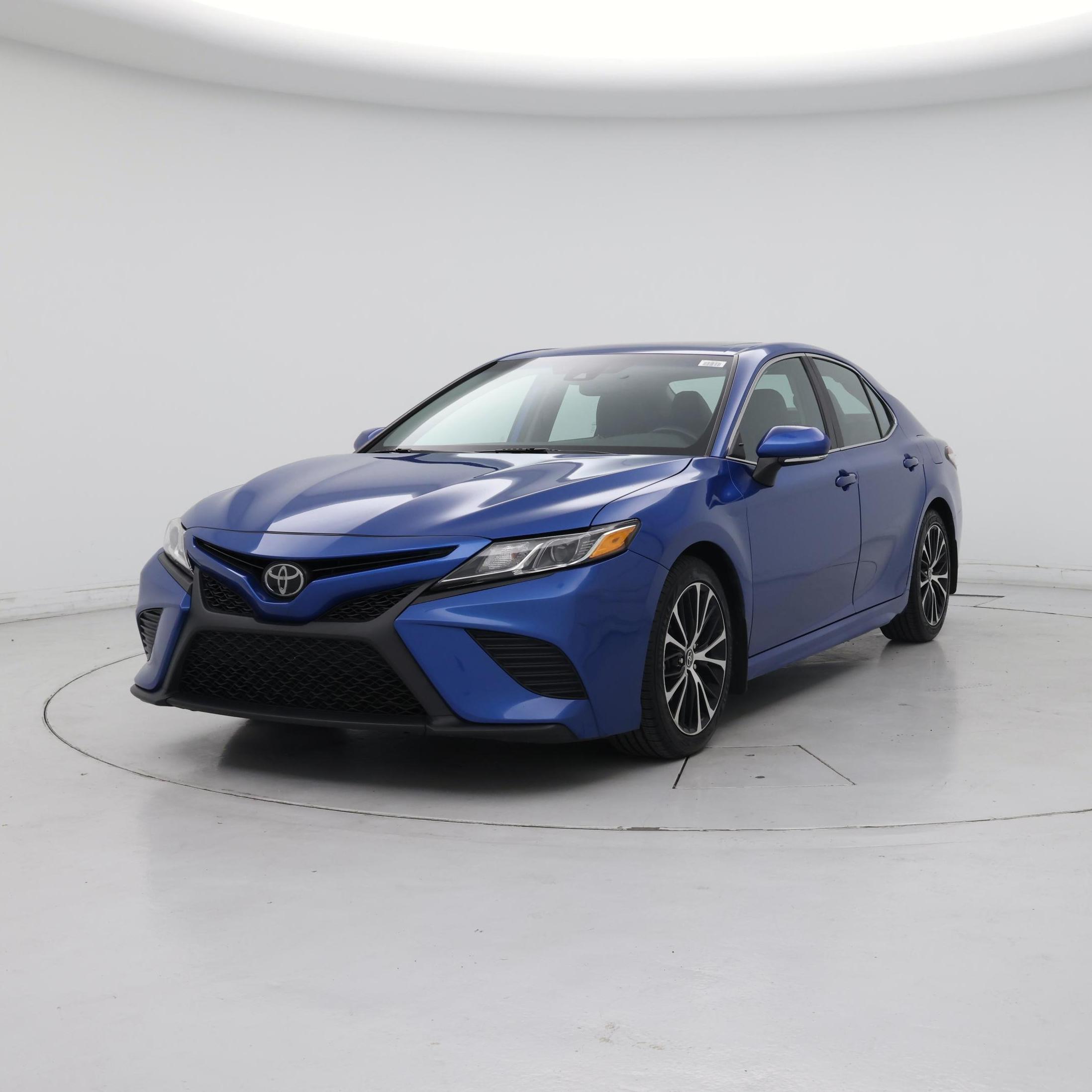 Thumbnail: 2020 Toyota Camry - 4