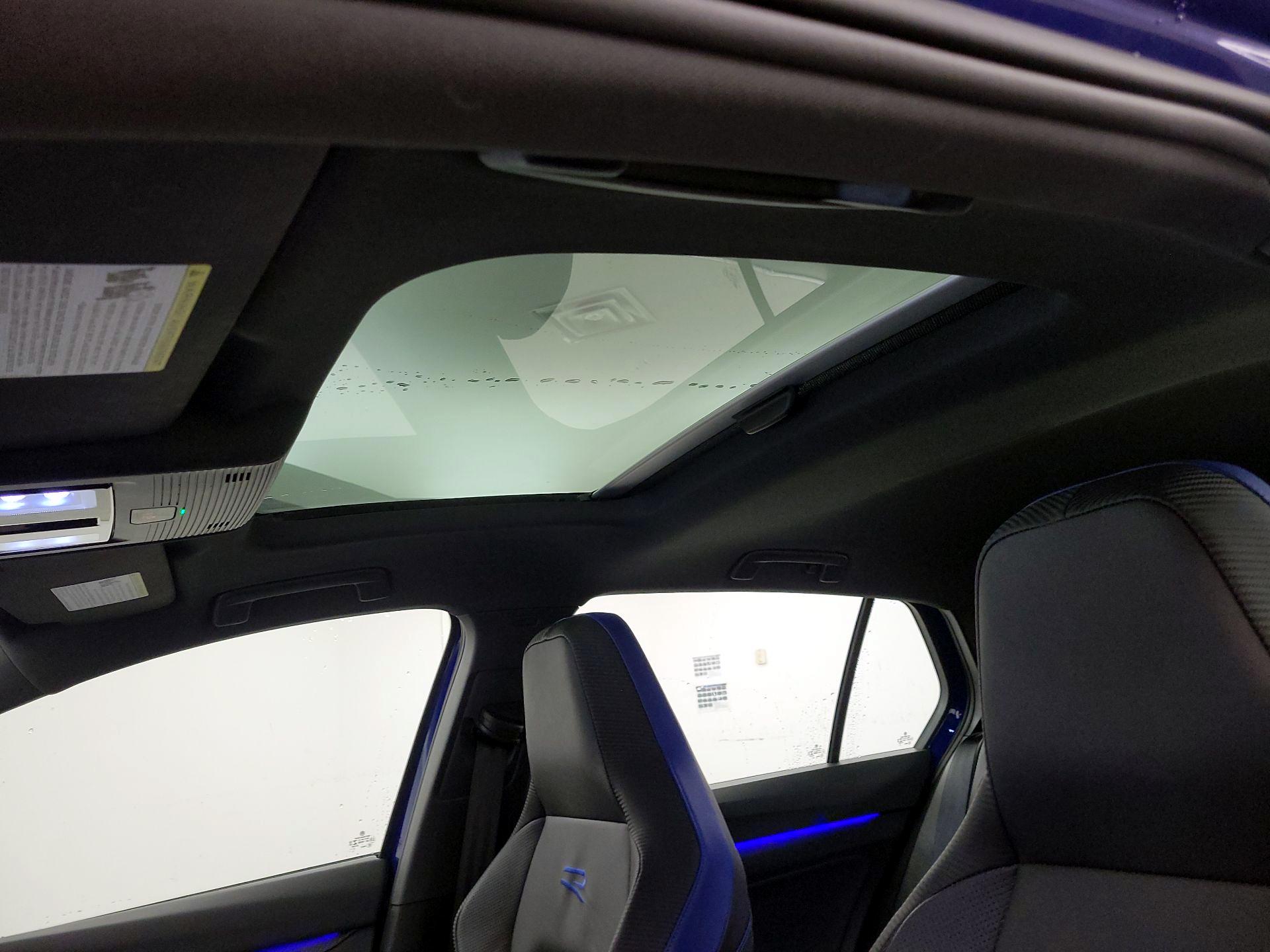 Thumbnail: 2022 Volkswagen Golf - 19