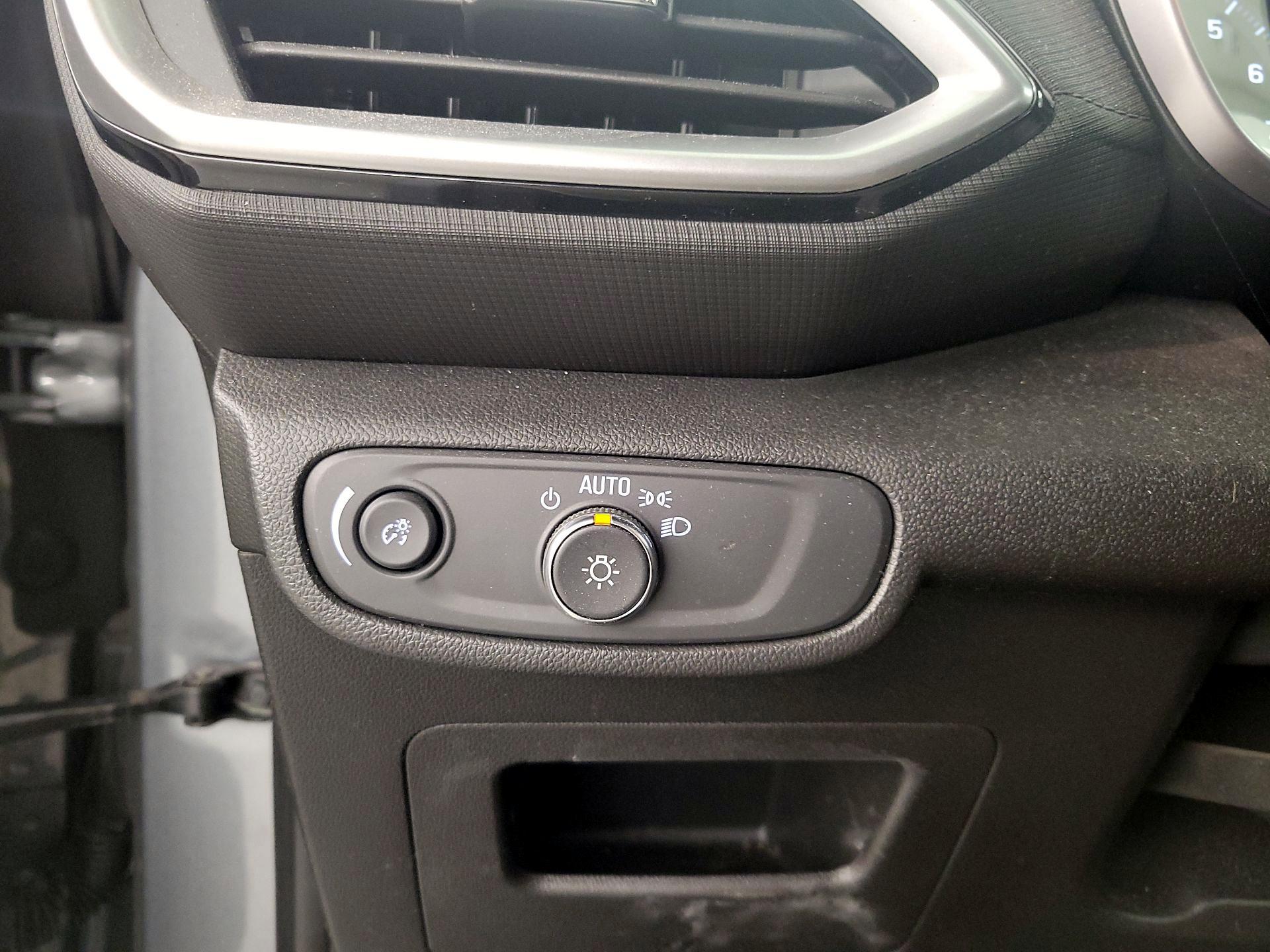 Thumbnail: 2021 Chevrolet TrailBlazer - 13